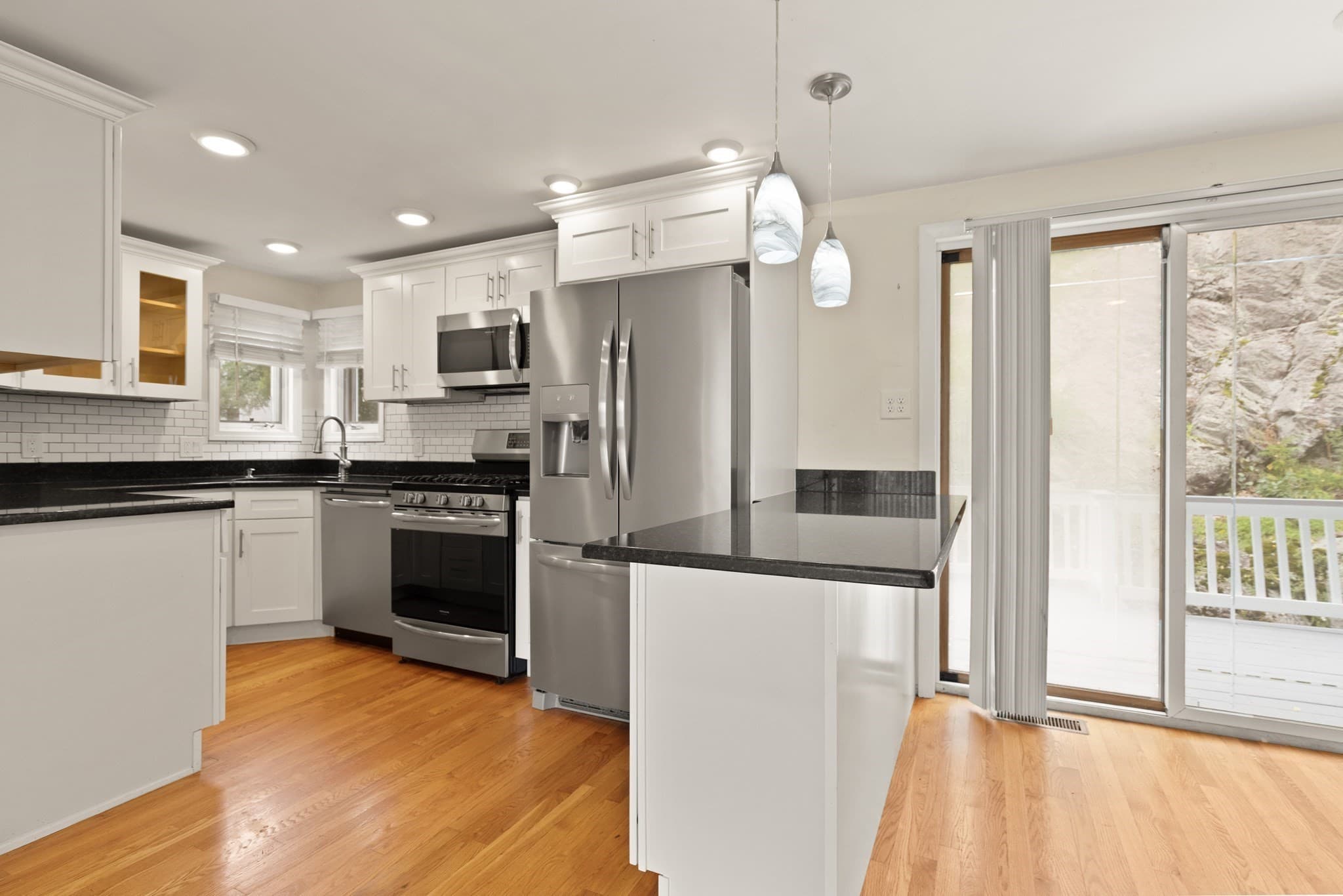 Condominium at 773 Boston St # 773, Lynn MA 01905, Lynn, photo 12 of 26