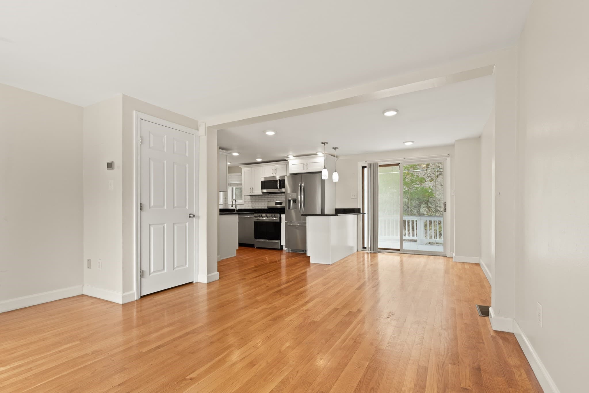 Condominium at 773 Boston St # 773, Lynn MA 01905, Lynn, photo 7 of 26