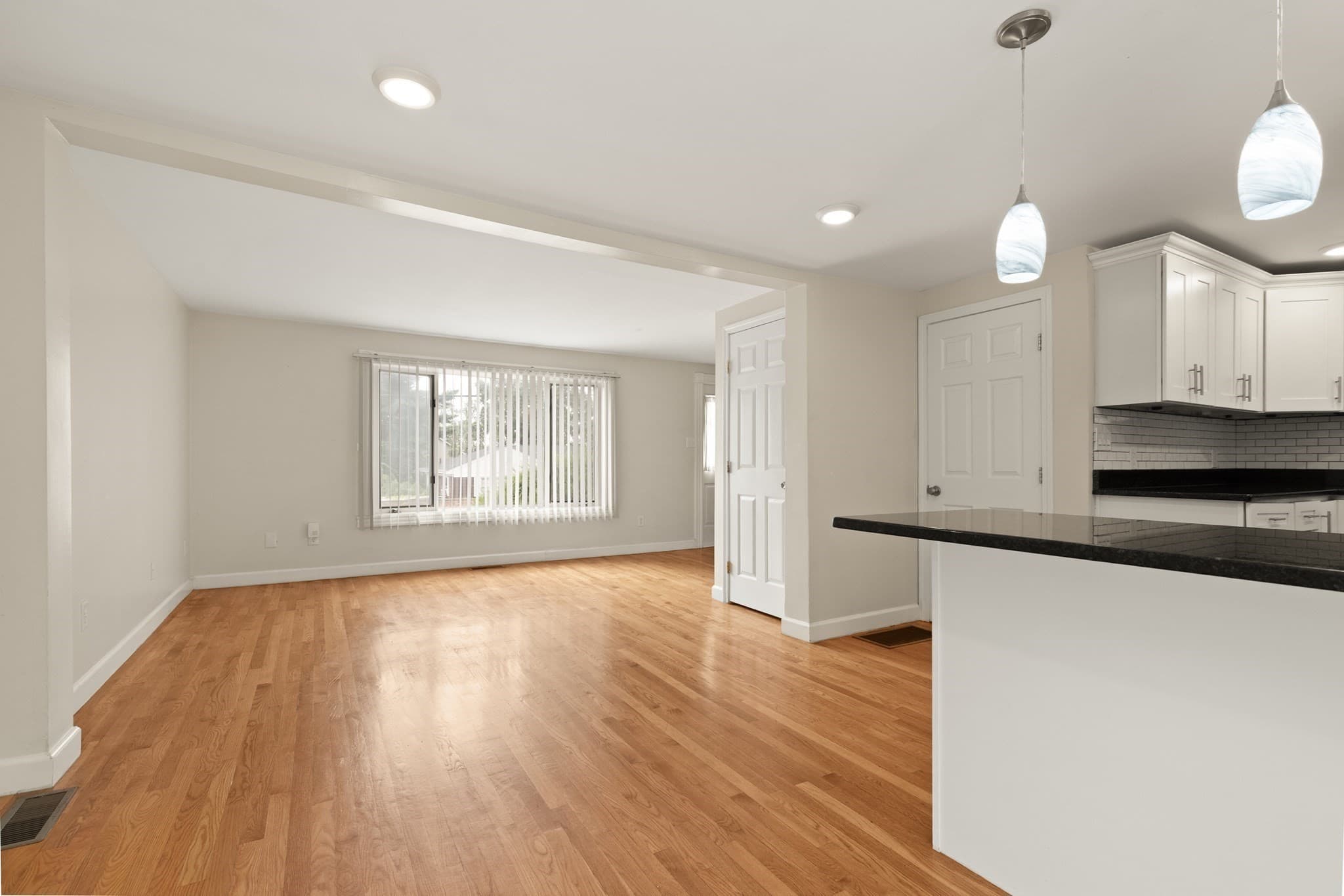 Condominium at 773 Boston St # 773, Lynn MA 01905, Lynn, photo 10 of 26