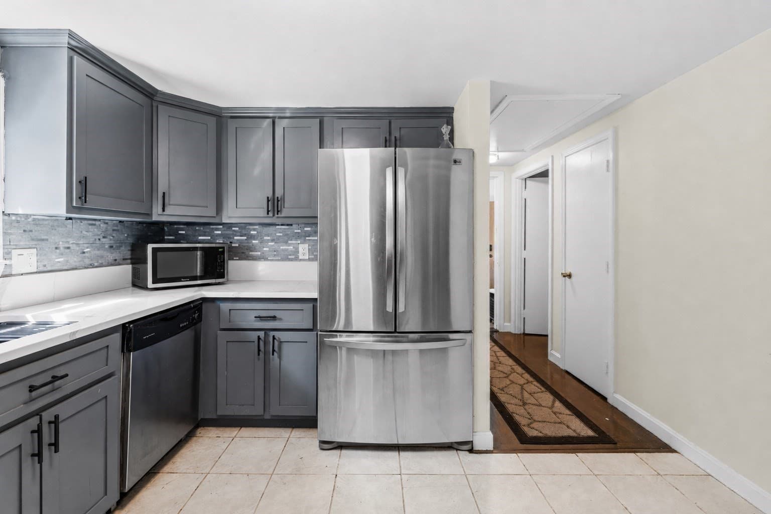 Single Family Residence at 4 Starling Ave, Kingston MA 02364, Kingston, photo 11 of 37