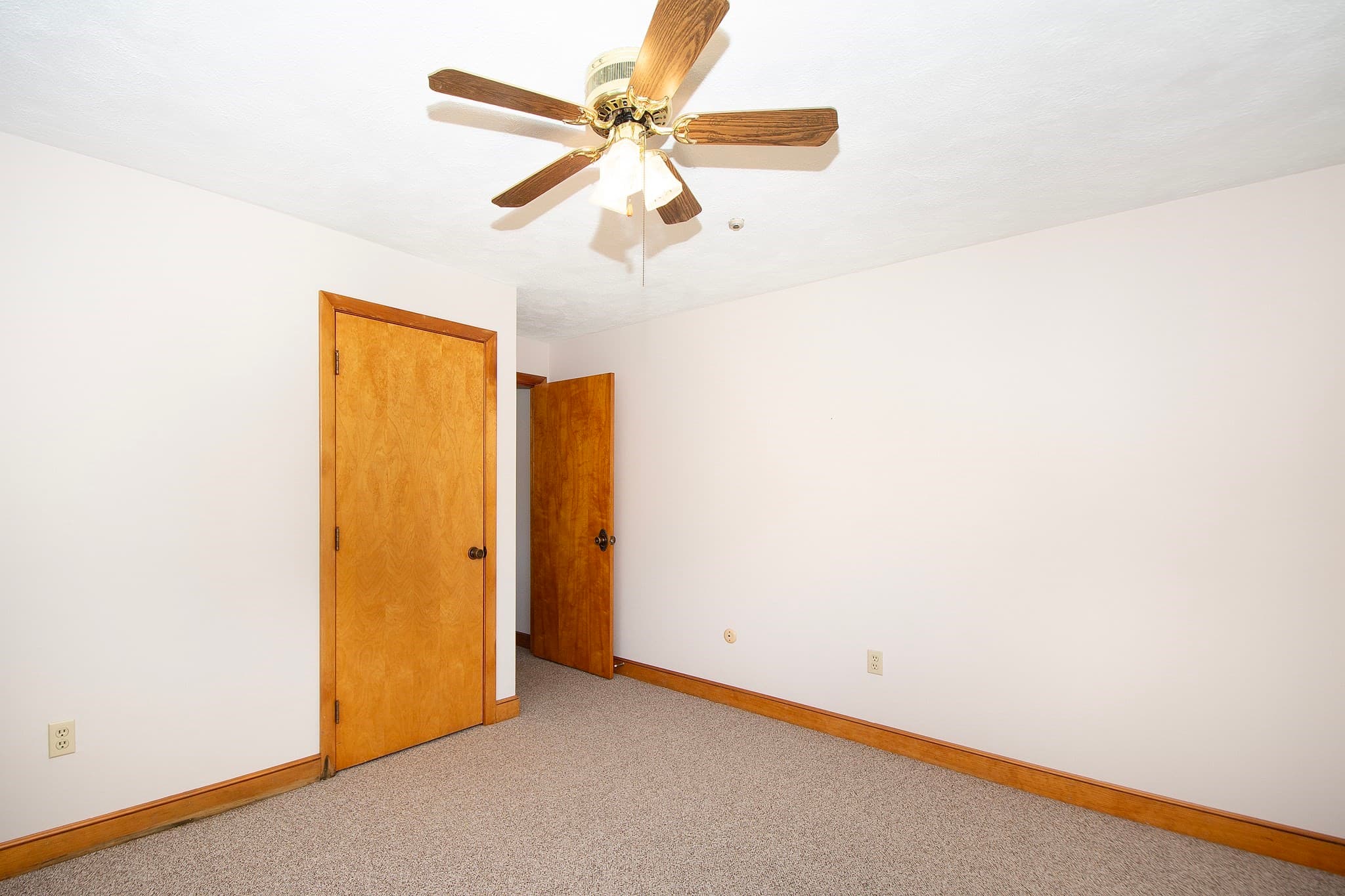 2 Family - 2 Units Side by Side at 531 Quincy Shore Drive, Quincy MA 02171, Quincy, photo 41 of 42