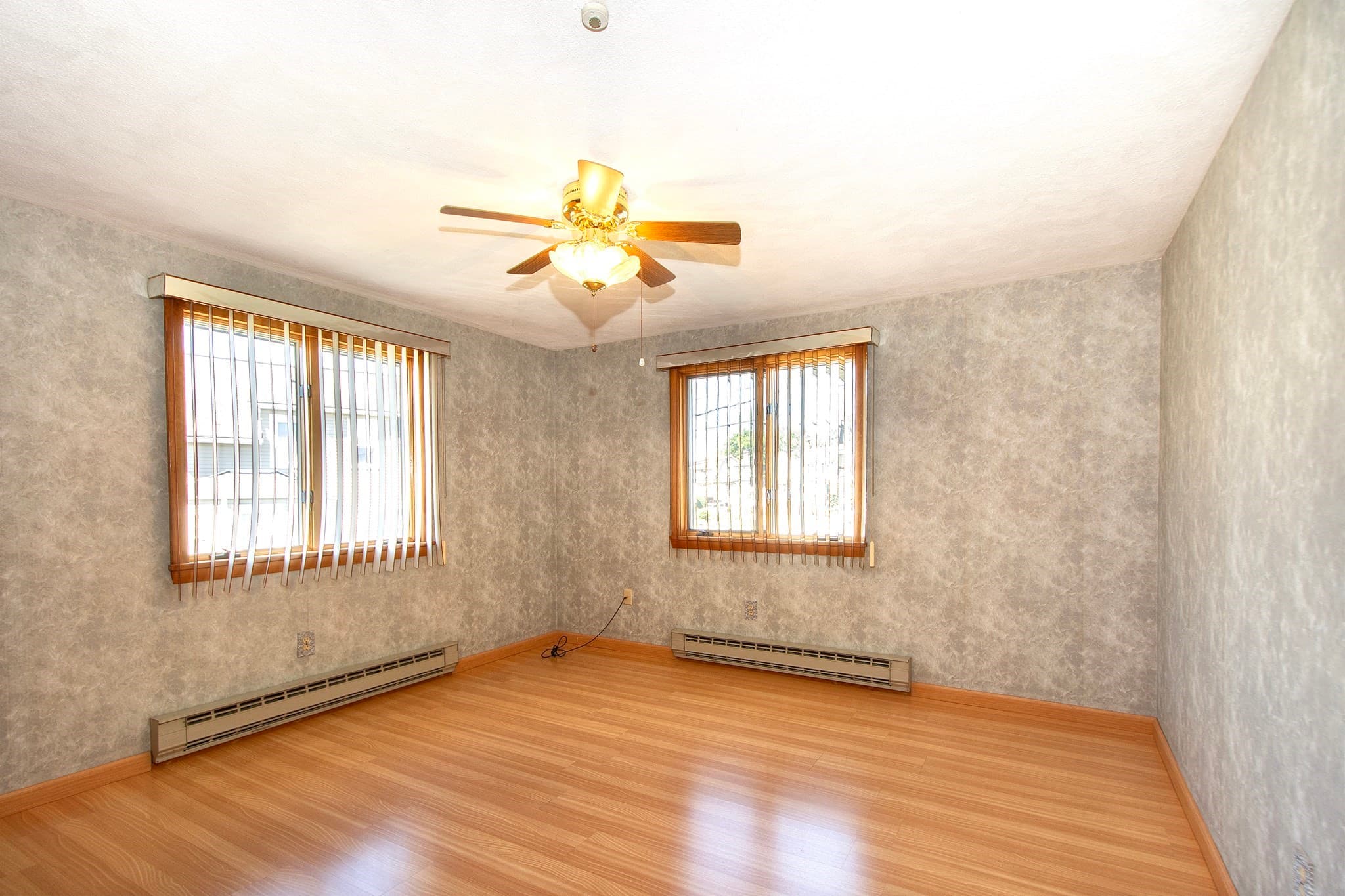 2 Family - 2 Units Side by Side at 531 Quincy Shore Drive, Quincy MA 02171, Quincy, photo 18 of 42