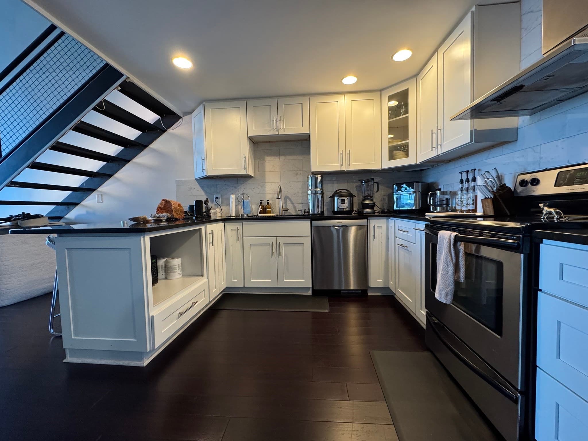 Condominium at 950 Broadway # 31, Chelsea MA 02150, Chelsea, photo 9 of 23