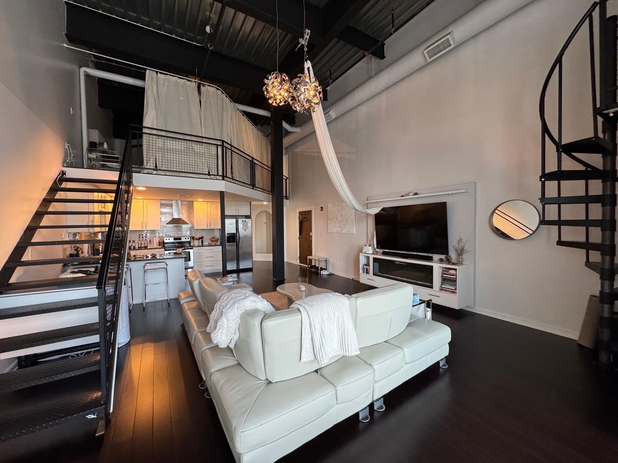 Condominium at 950 Broadway # 31, Chelsea MA 02150, Chelsea, photo 4 of 23