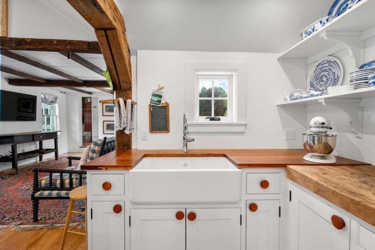 Single Family Residence at 840 Main St, Norwell MA 02061, Norwell, photo 4 of 23