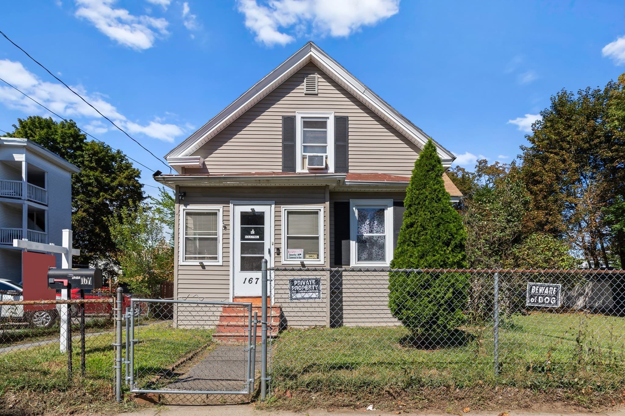 167 Fifth St, Leominster MA 01453