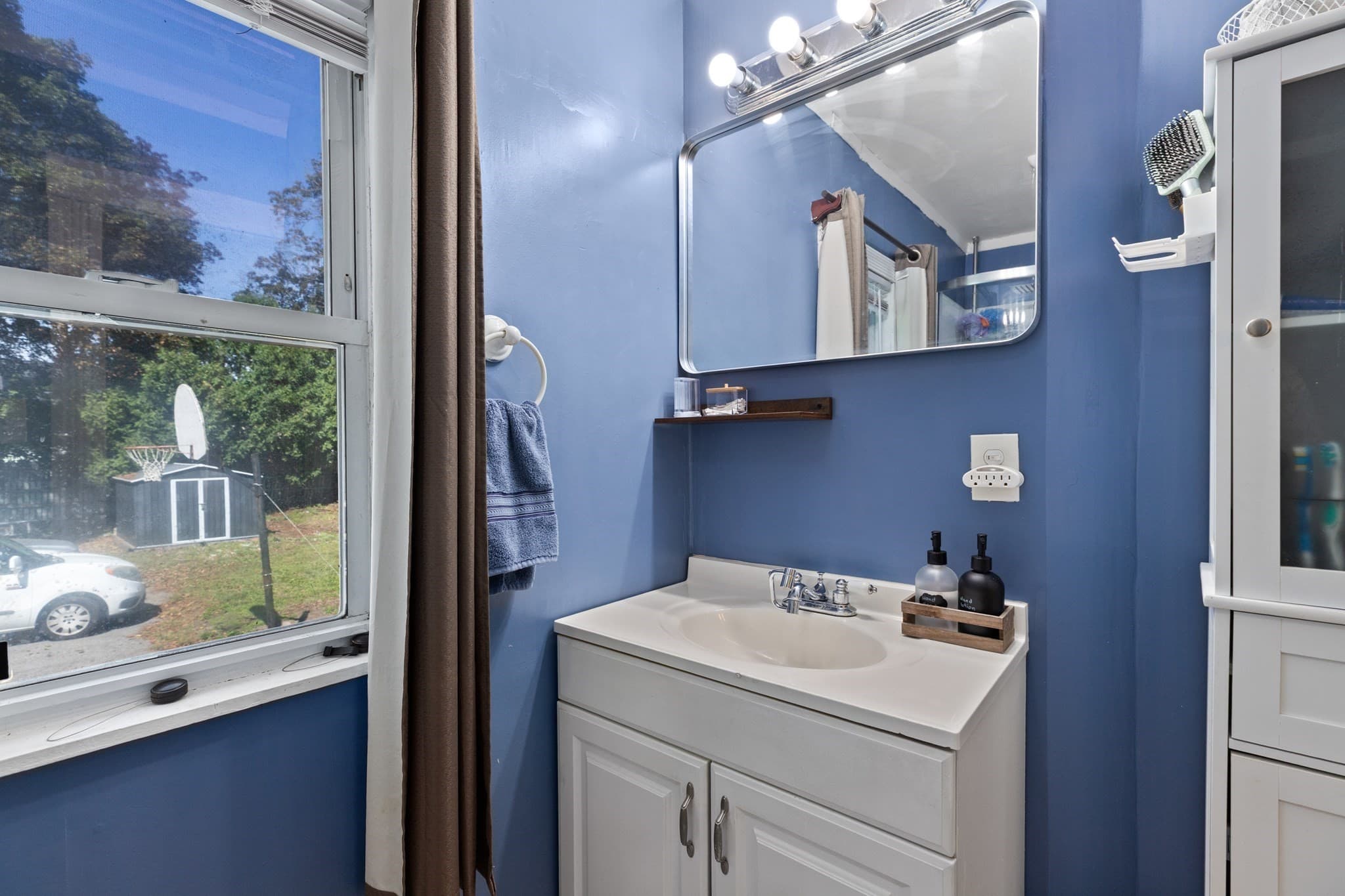Single Family Residence at 167 Fifth St, Leominster MA 01453, photo 9 of 27