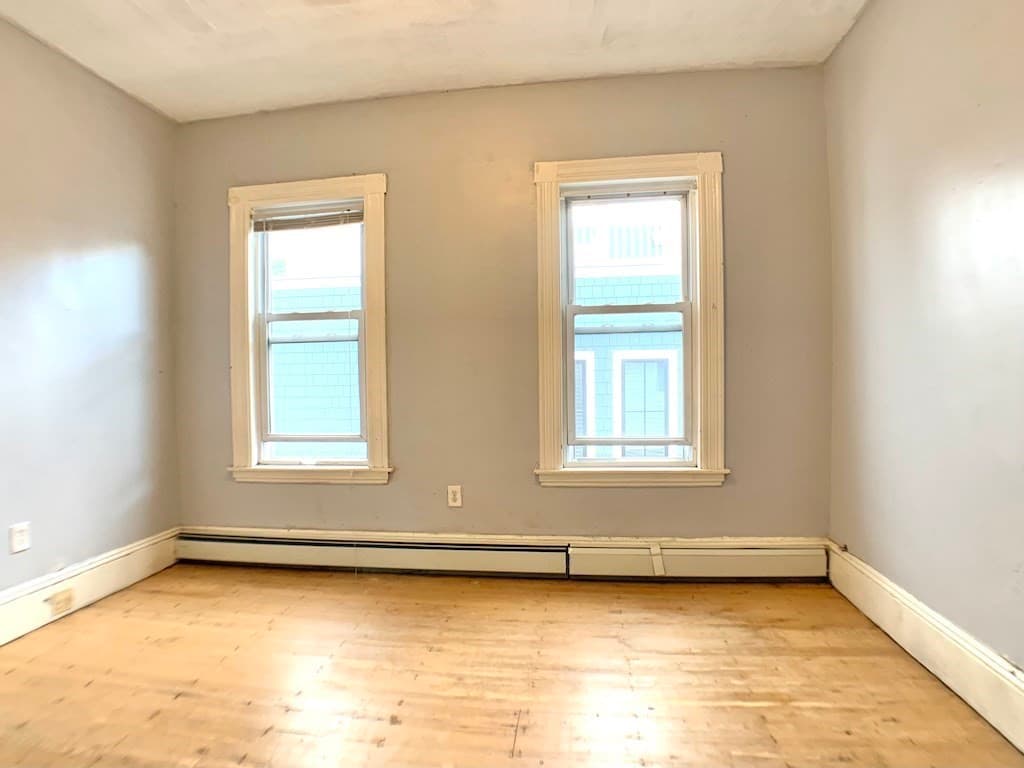 3 Family at 194 Boylston St, Boston MA 02130, photo 11 of 39