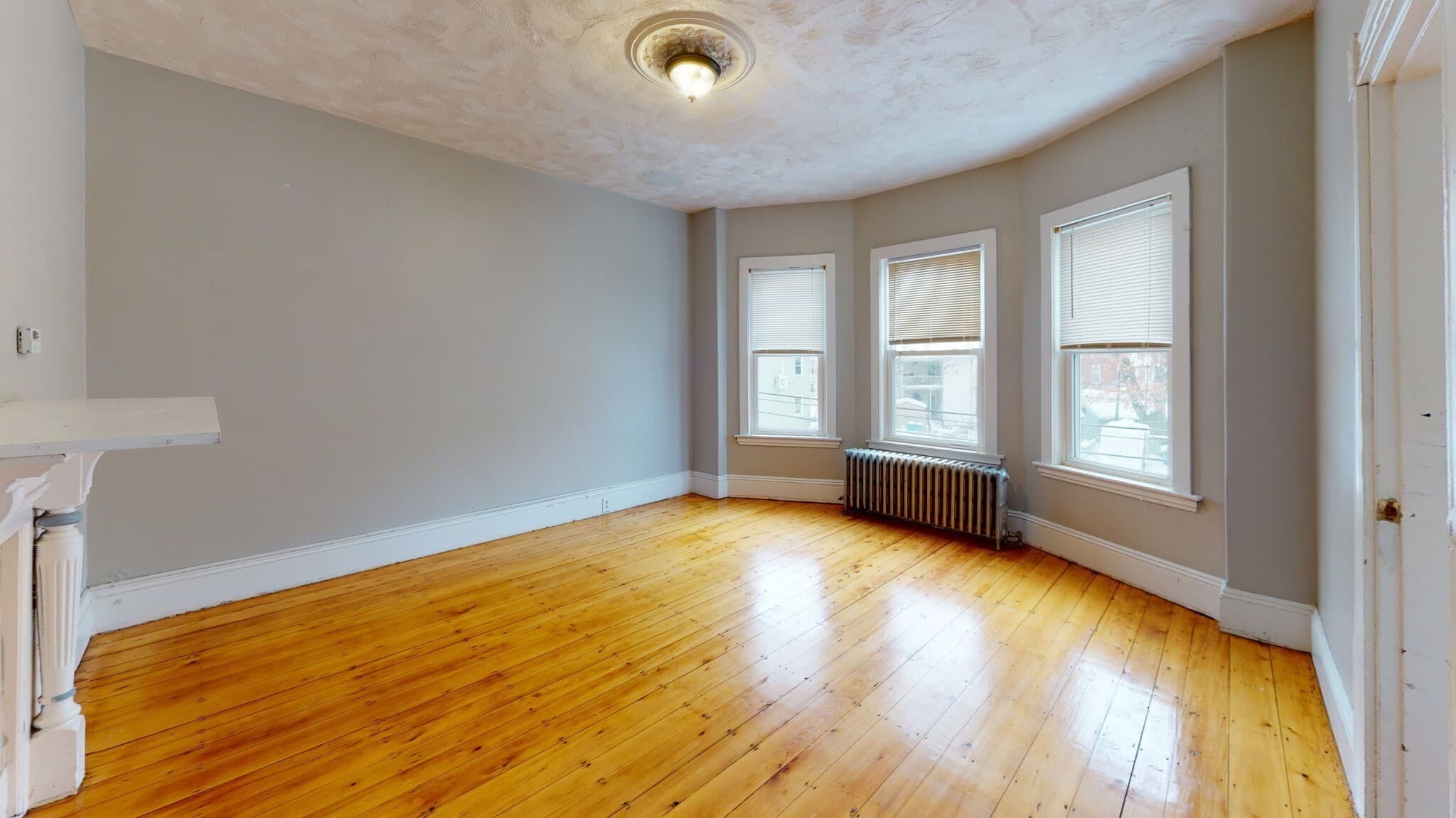 3 Family at 194 Boylston St, Boston MA 02130, photo 21 of 39