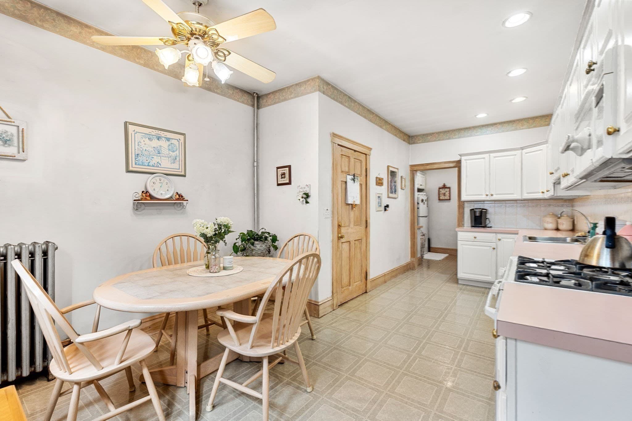 2 Family - 2 Units Up/Down at 20 Lovell Street, Somerville MA 02144, Somerville, photo 18 of 41