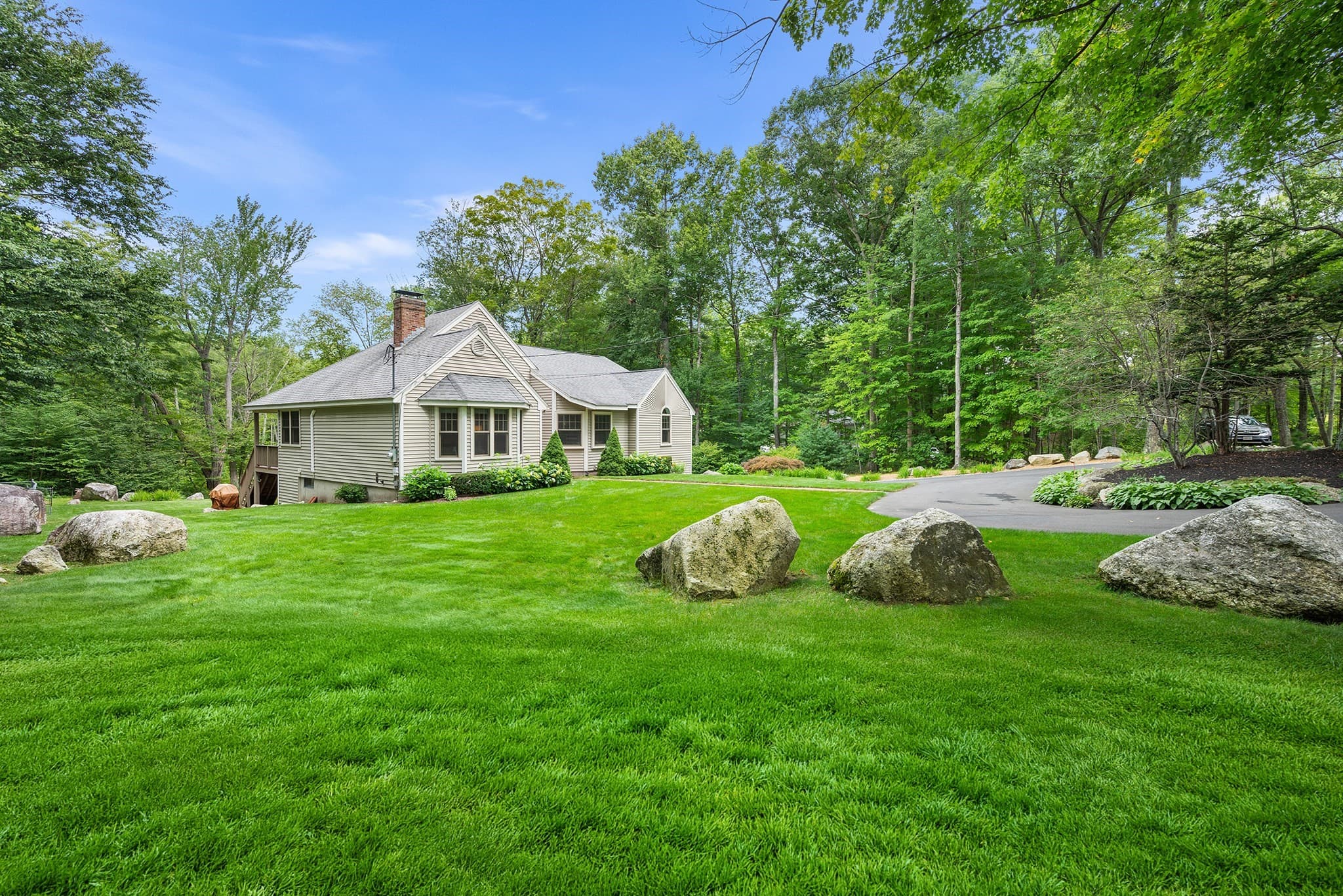 Single Family Residence at 144 Baldwin St, Leicester MA 01524, Leicester, photo 2 of 40
