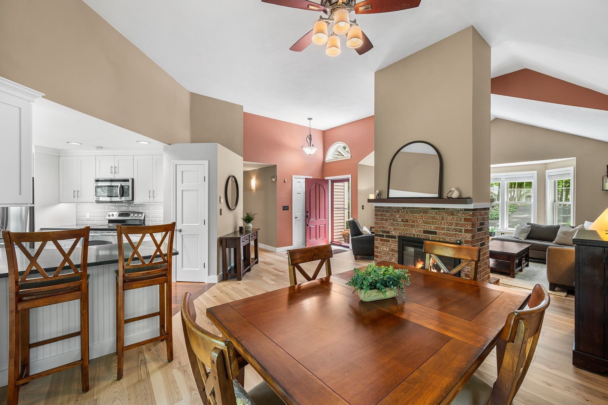 Single Family Residence at 144 Baldwin St, Leicester MA 01524, Leicester, photo 9 of 40