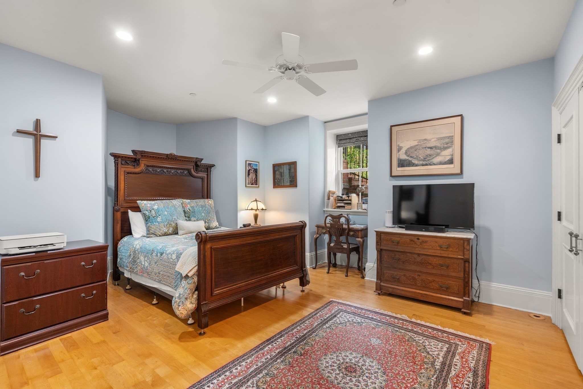 Condominium at 56 Thomas Park # 1, Boston MA 02127, Boston, photo 22 of 41