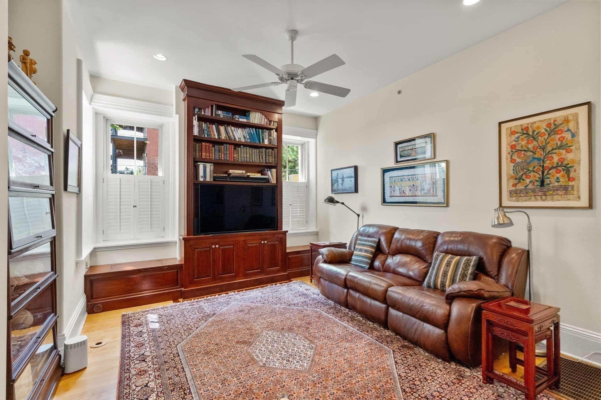 Condominium at 56 Thomas Park # 1, Boston MA 02127, Boston, photo 19 of 41
