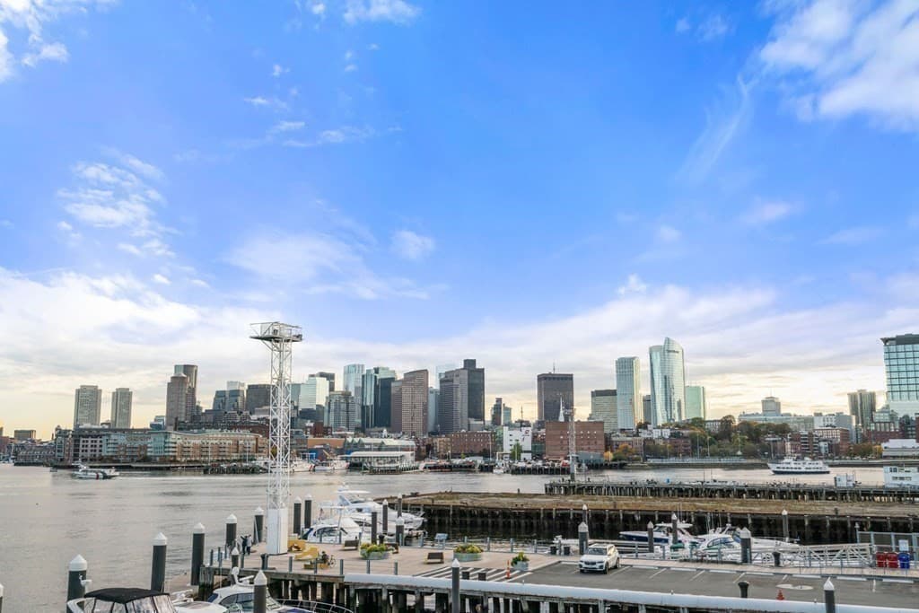 Condominium at 31 Constellation Wharf # 31, Boston MA 02129, photo 18 of 41