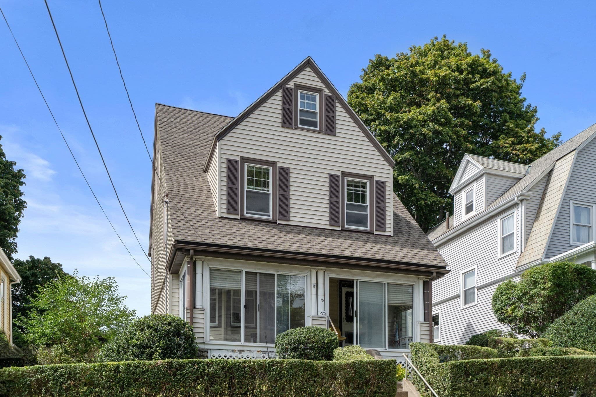 Single Family Residence at 42 Bigelow St, Boston MA 02135, photo 3 of 37
