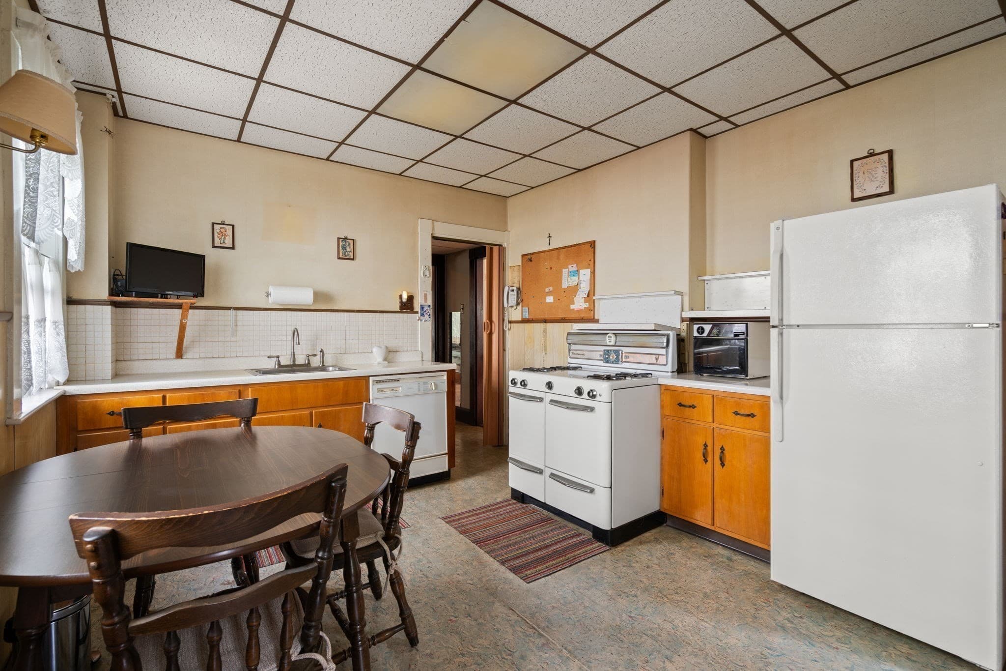 Single Family Residence at 42 Bigelow St, Boston MA 02135, photo 15 of 37