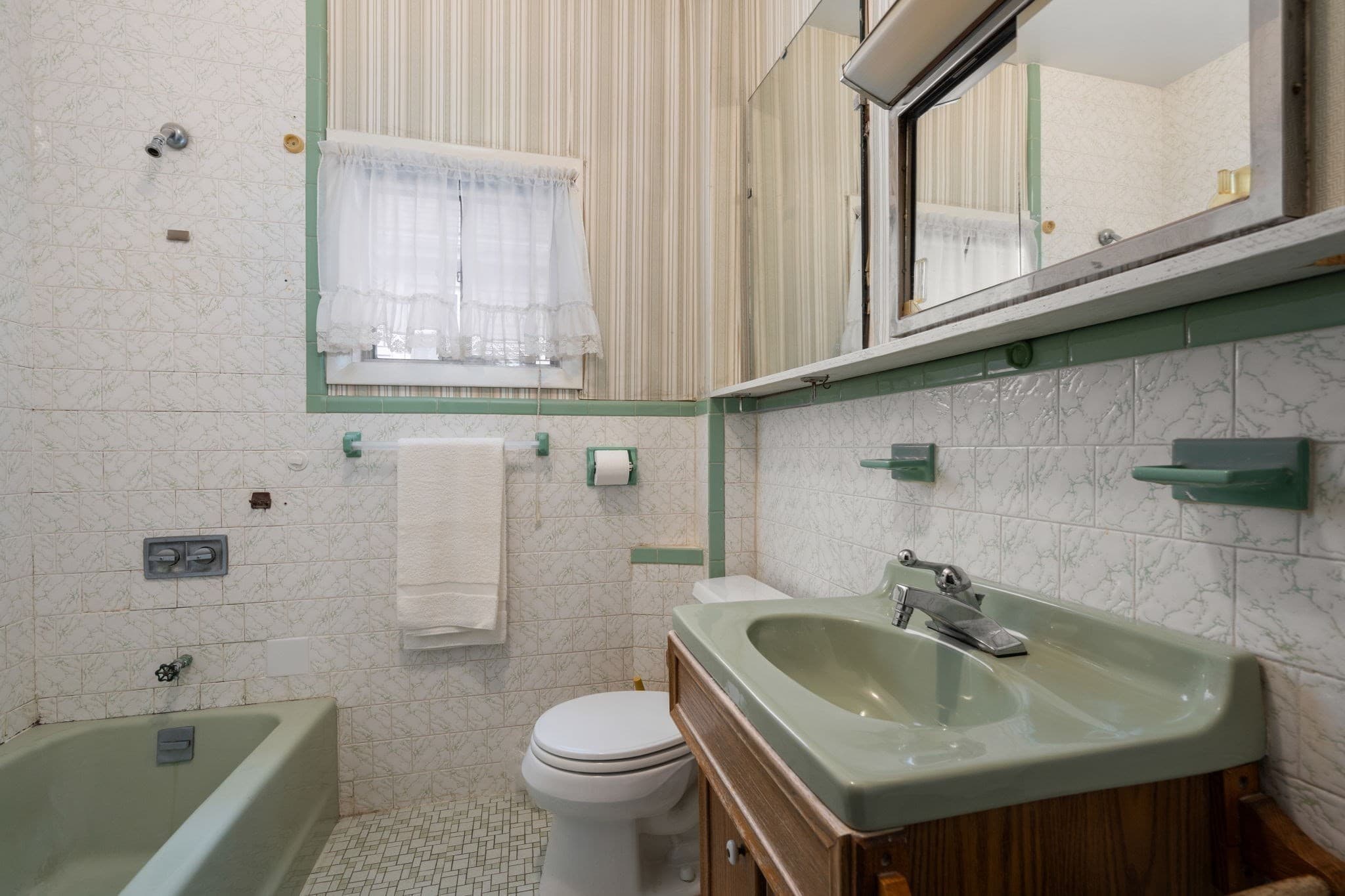 Single Family Residence at 42 Bigelow St, Boston MA 02135, photo 29 of 37