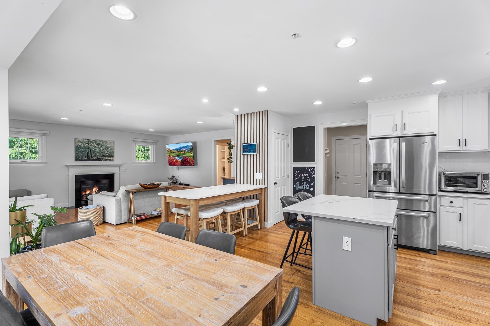 Condominium at 16 Country Candle Ln # 16, Northborough MA 01532, Northborough, photo 7 of 33
