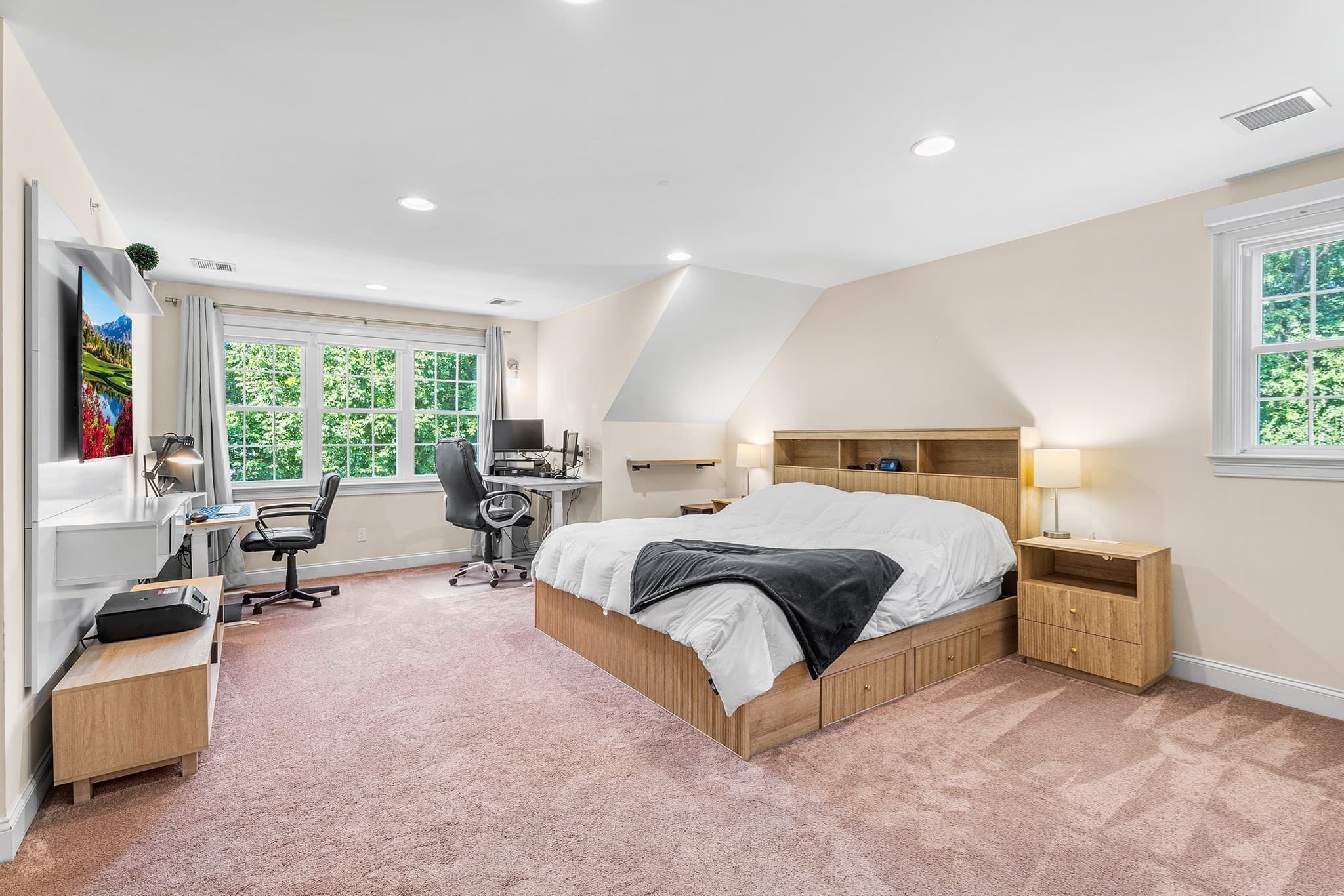 Condominium at 16 Country Candle Ln # 16, Northborough MA 01532, Northborough, photo 15 of 33