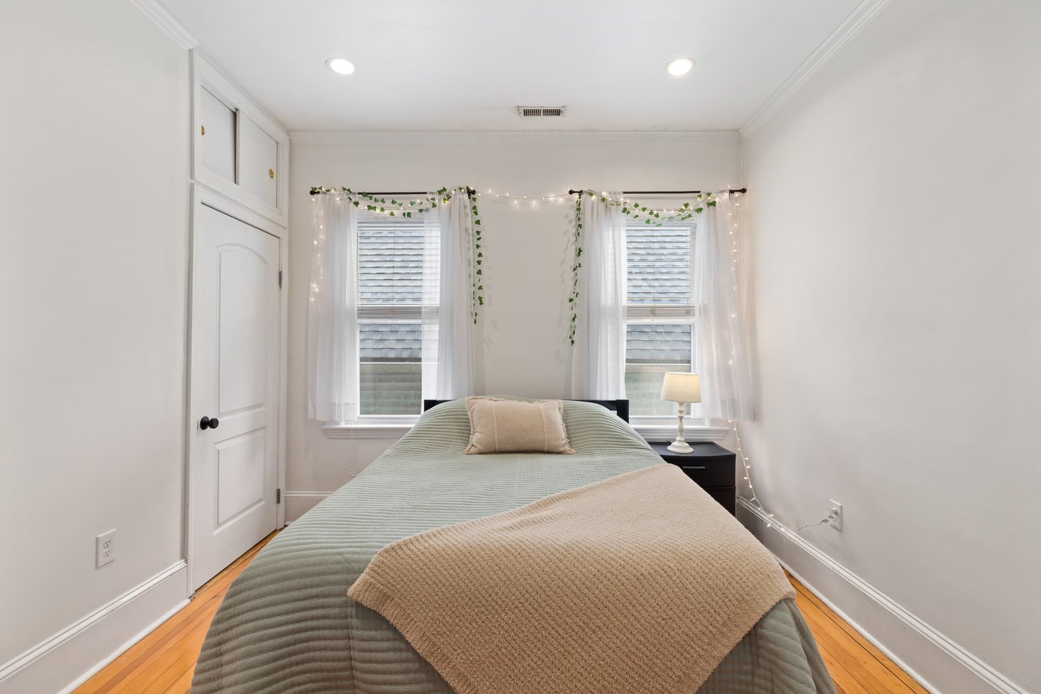 Condominium at 285 Minot St # 2, Boston MA 02124, photo 12 of 28