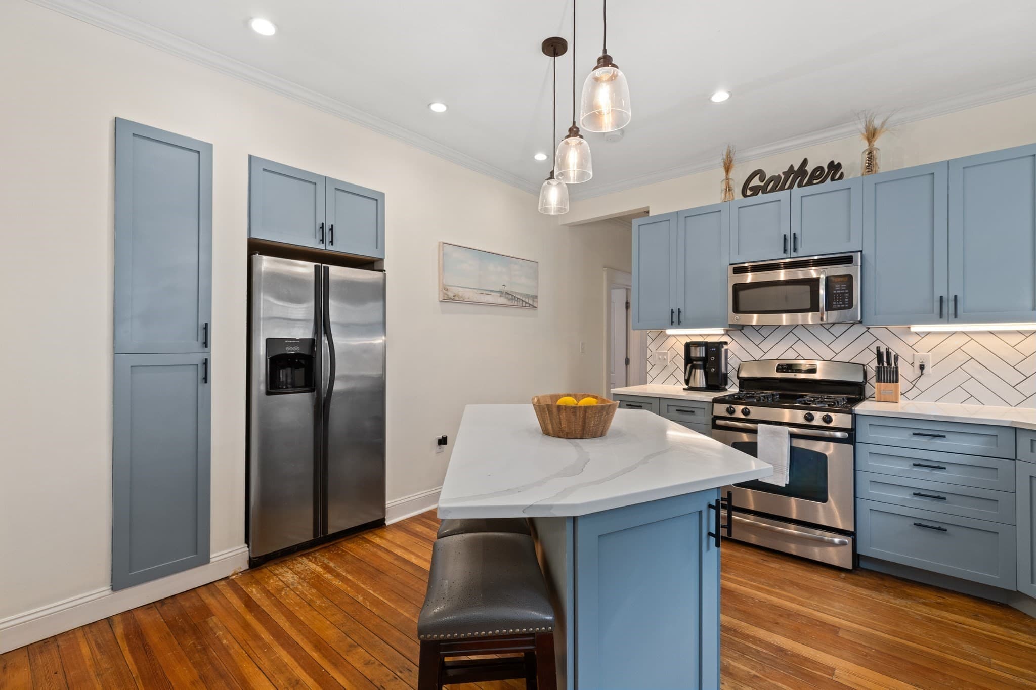 Condominium at 285 Minot St # 2, Boston MA 02124, photo 5 of 28
