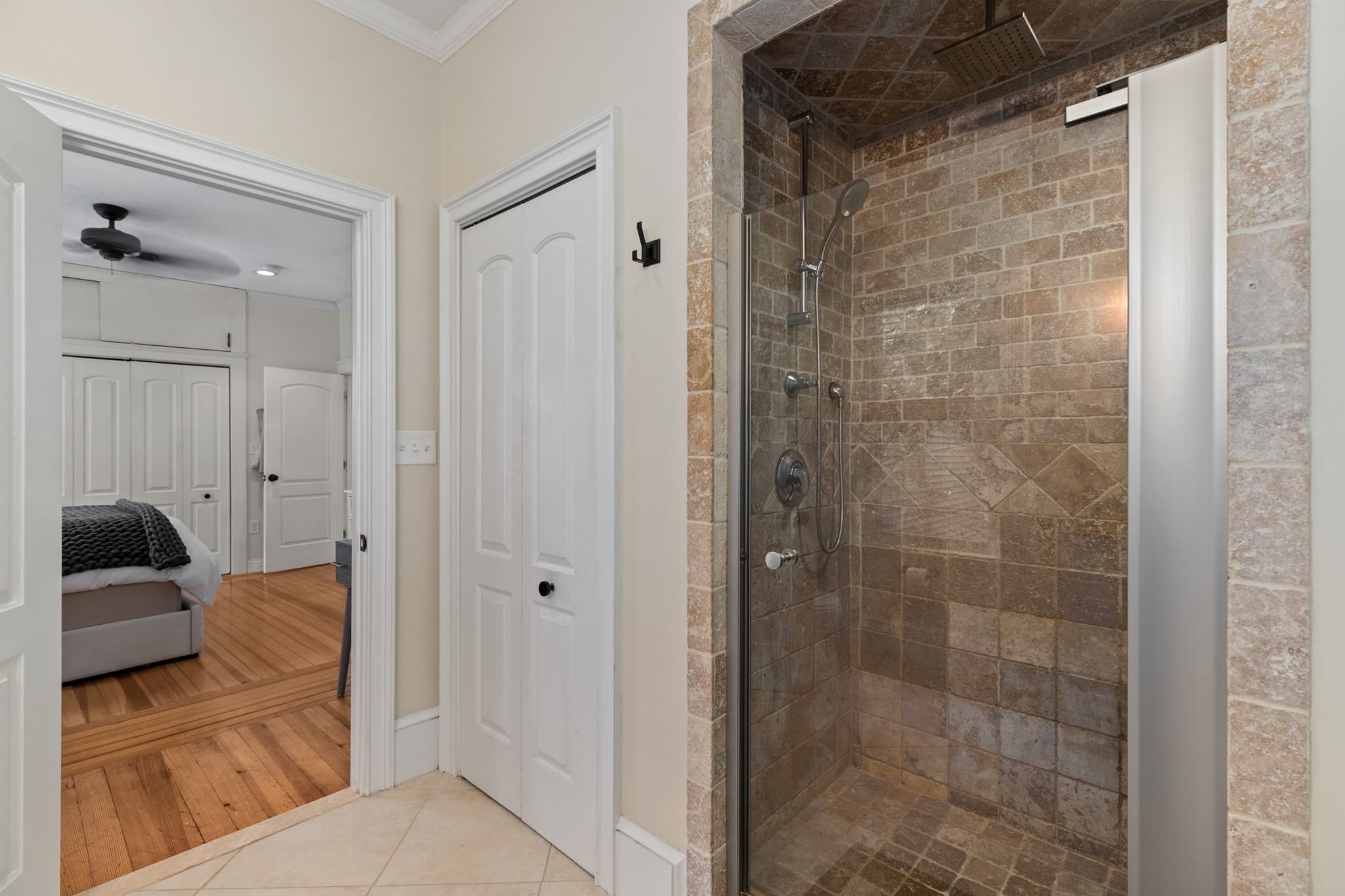 Condominium at 285 Minot St # 2, Boston MA 02124, photo 21 of 28