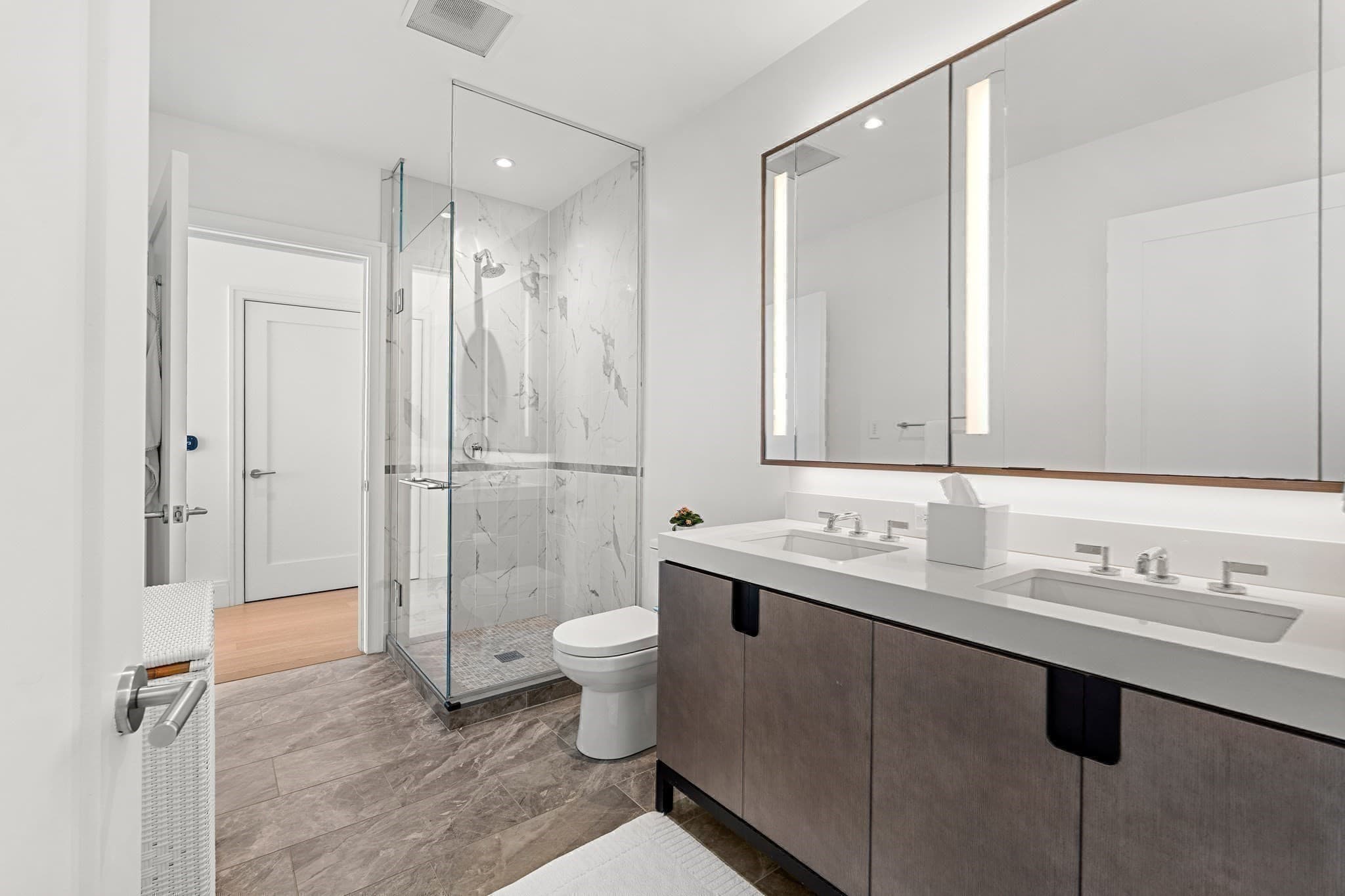 Condominium at 380 Harrison Ave # G, Boston MA 02118, photo 26 of 42
