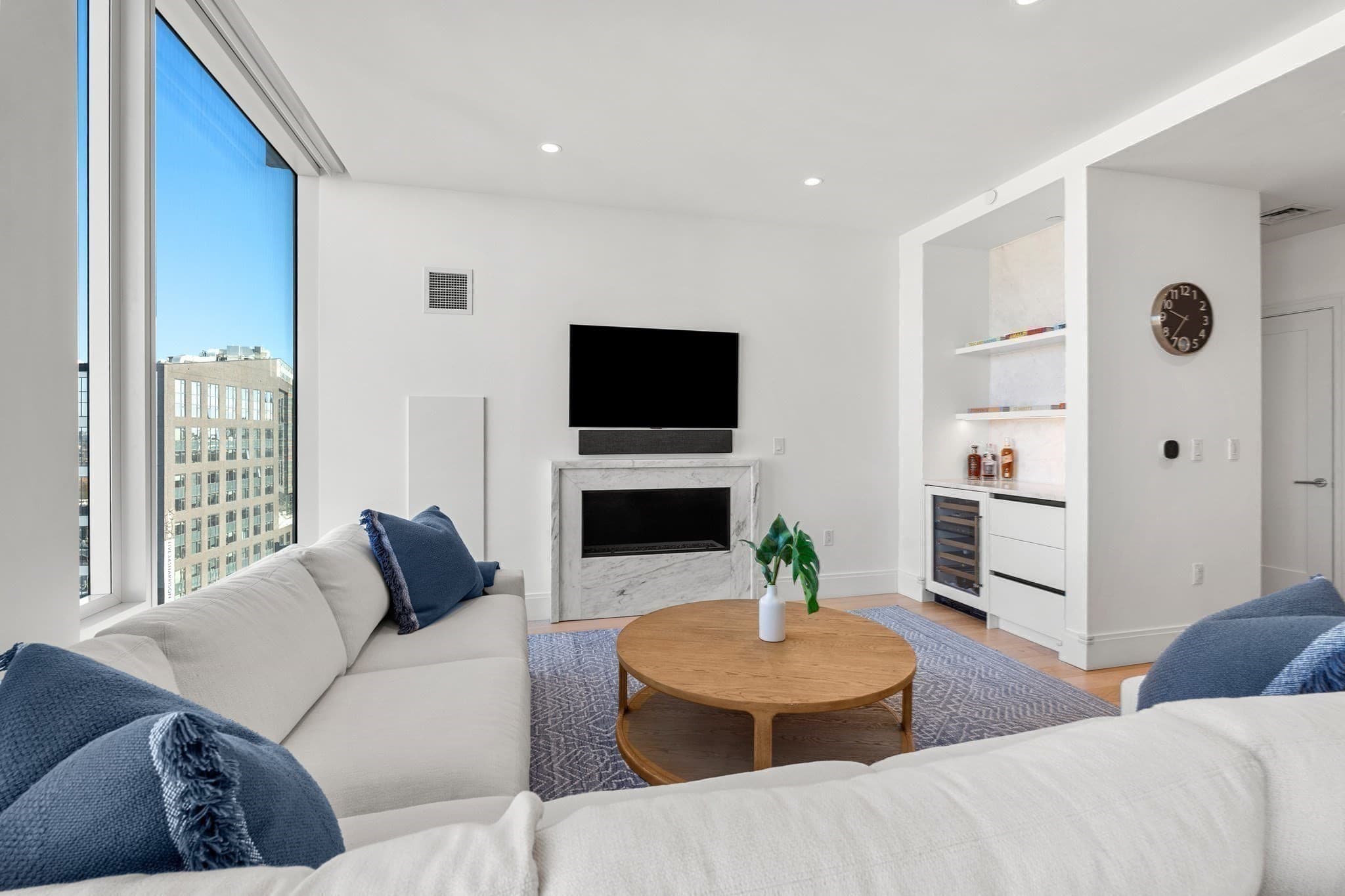 Condominium at 380 Harrison Ave # G, Boston MA 02118, photo 11 of 42