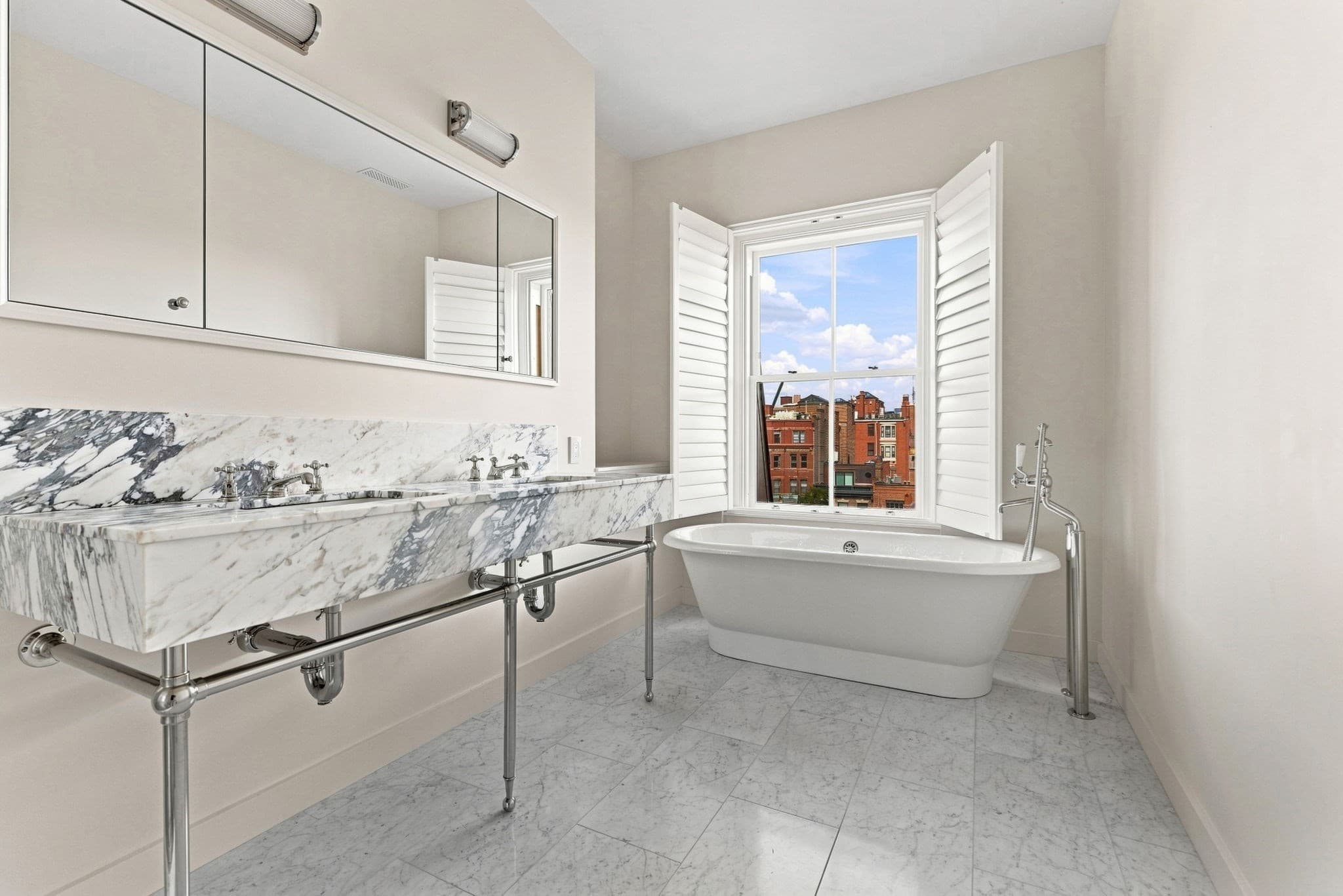 Condominium at 191 Commonwealth Avenue, Boston MA 02116, Boston, photo 17 of 23