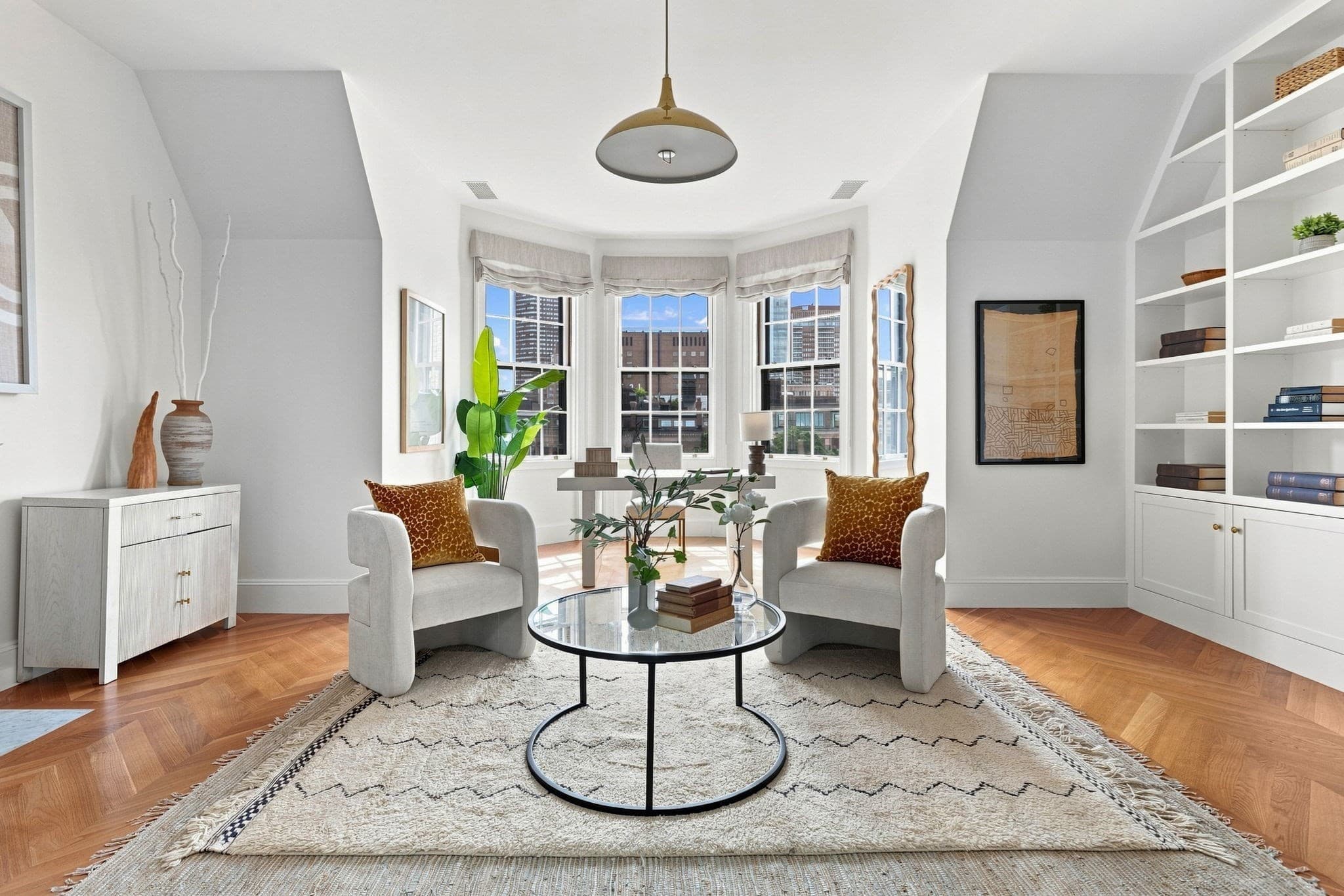 Condominium at 191 Commonwealth Avenue, Boston MA 02116, Boston, photo 3 of 23