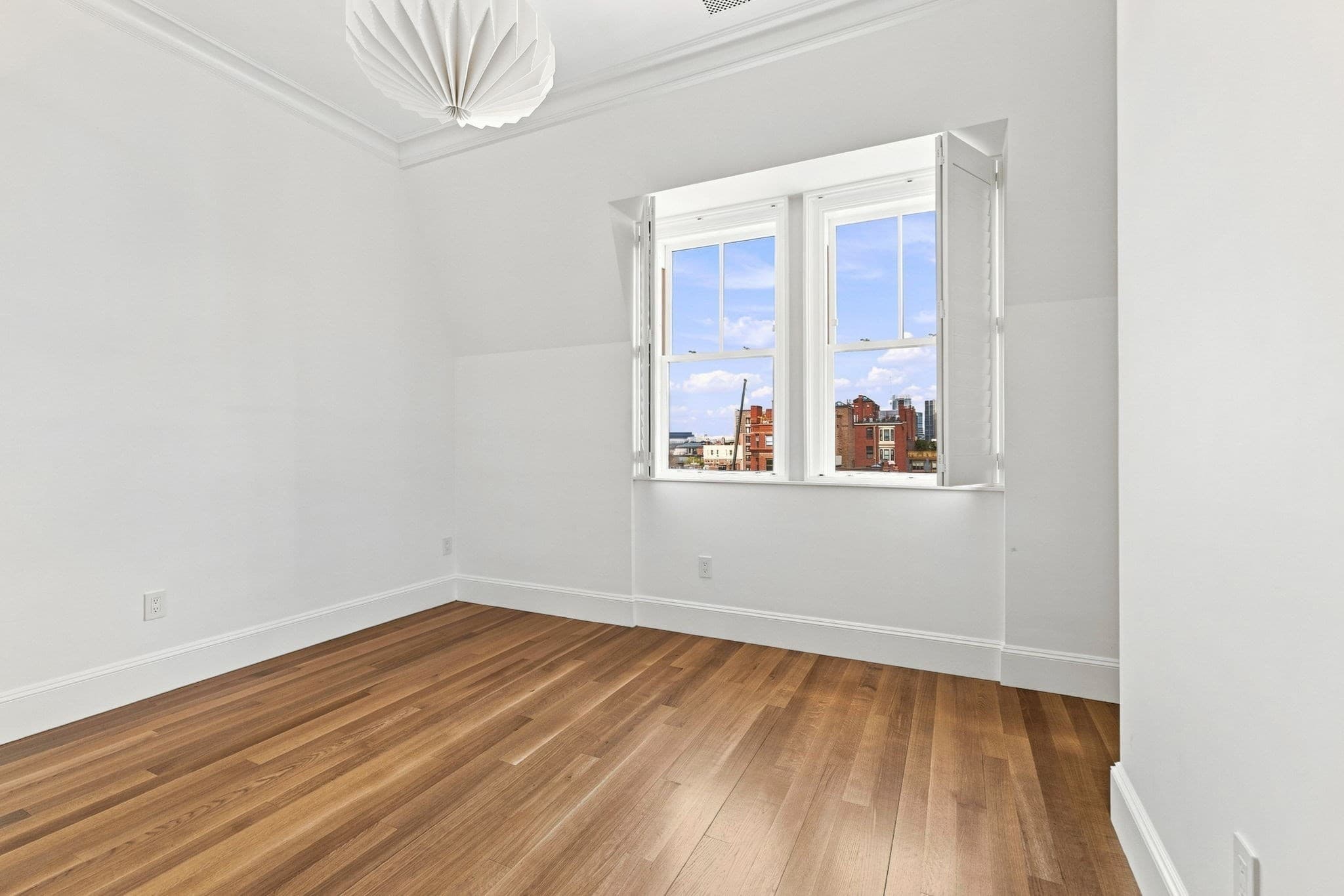 Condominium at 191 Commonwealth Avenue, Boston MA 02116, Boston, photo 21 of 23