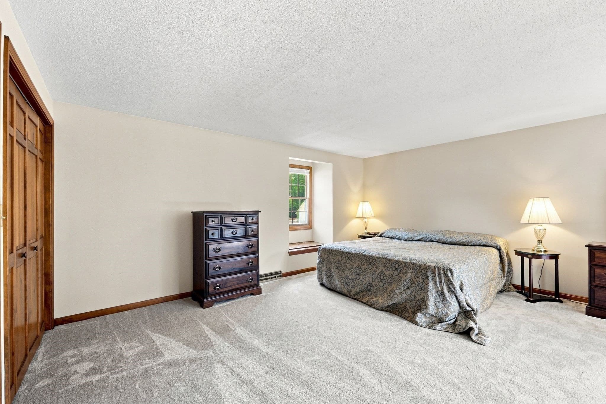 Single Family Residence at 89 Zachary Ln, Agawam MA 01001, Agawam, photo 20 of 42
