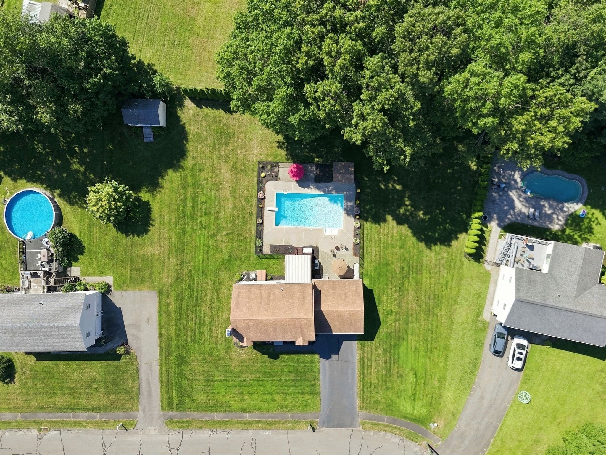 Single Family Residence at 89 Zachary Ln, Agawam MA 01001, Agawam, photo 4 of 42