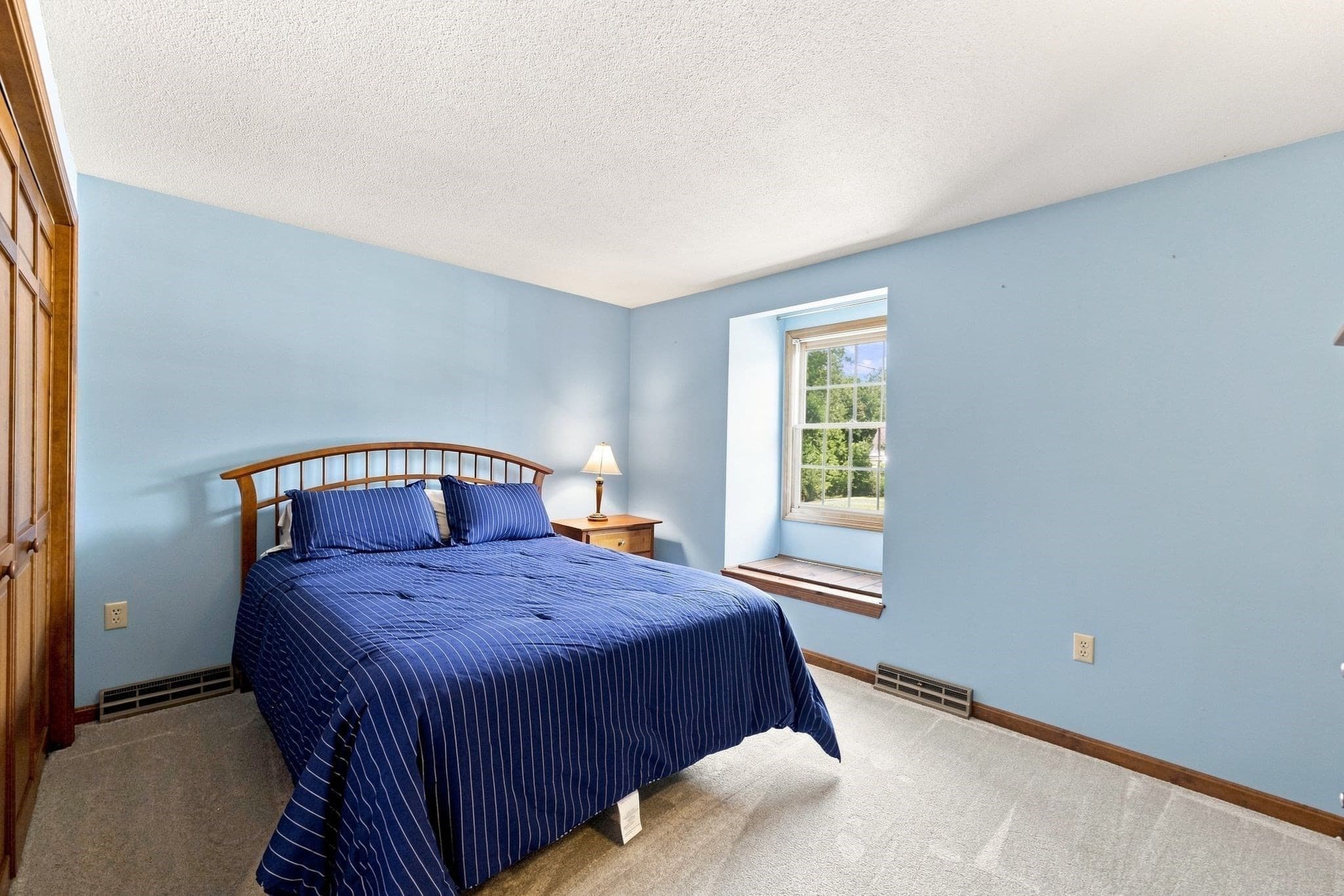 Single Family Residence at 89 Zachary Ln, Agawam MA 01001, Agawam, photo 25 of 42