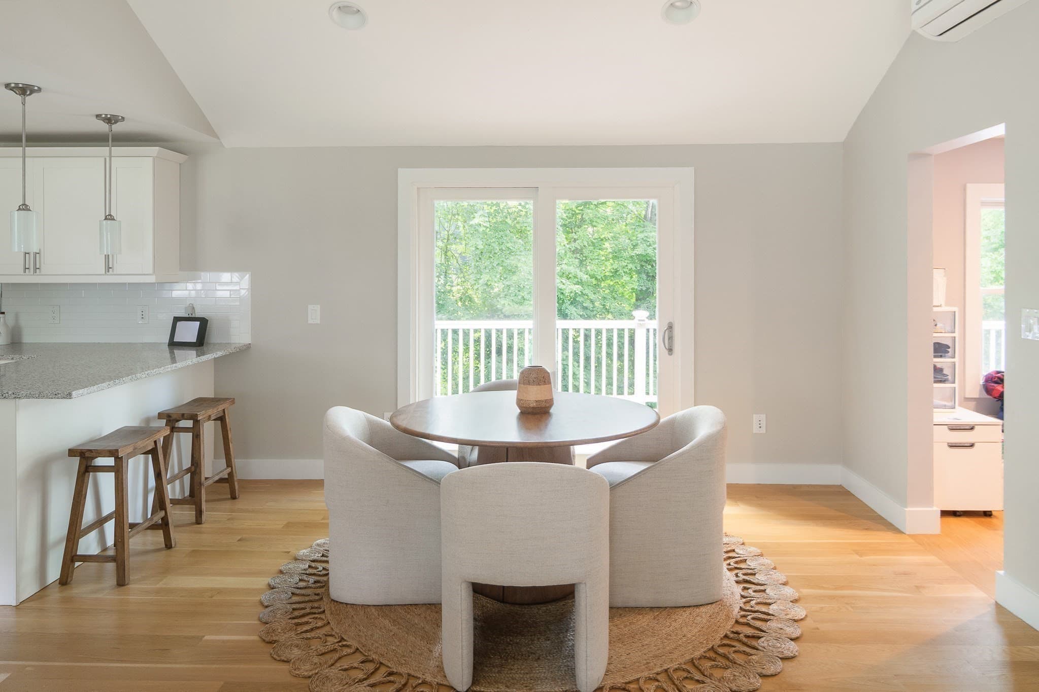 109 Country Ln, Westwood MA 02090