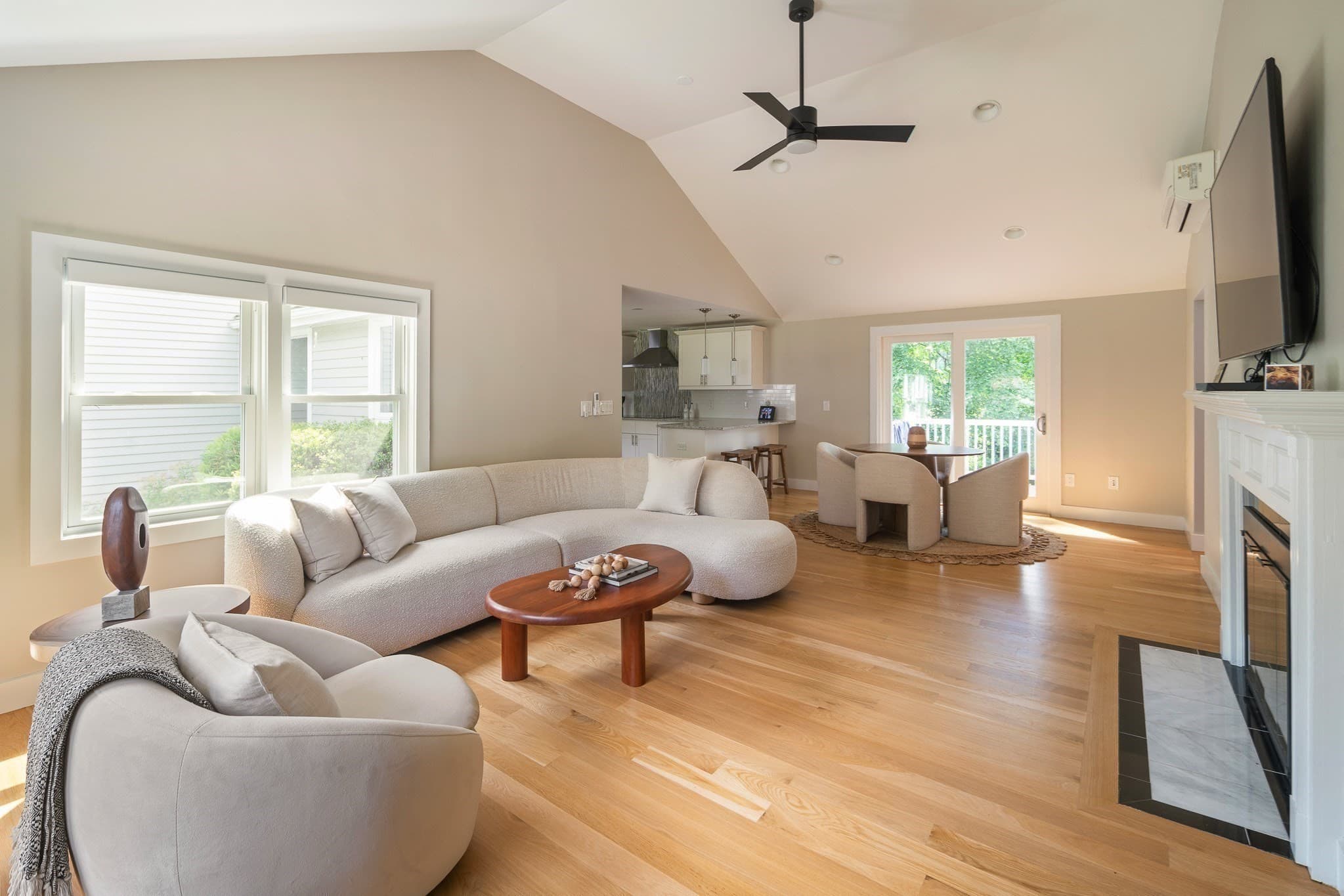 Single Family Residence at 109 Country Ln, Westwood MA 02090, Westwood, photo 4 of 22