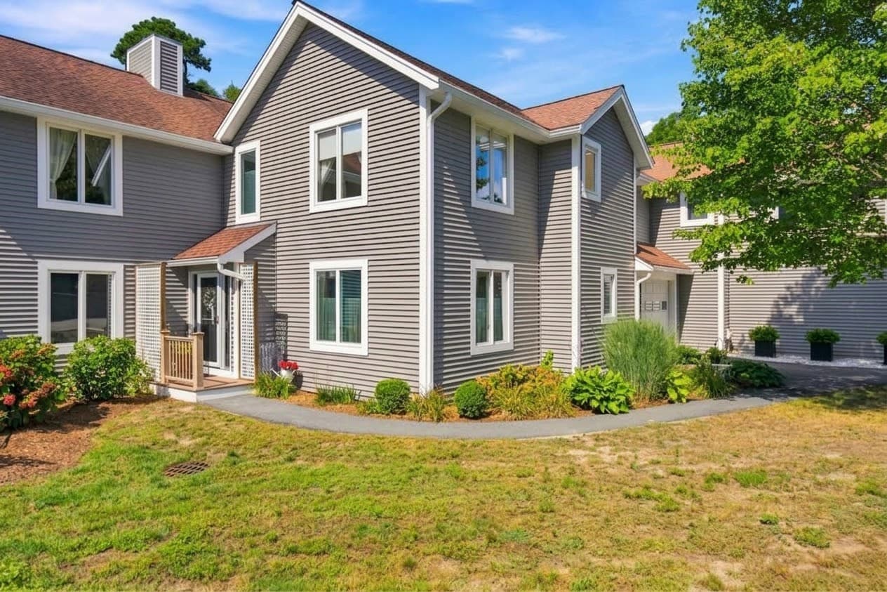 6 Aspen Rd # 6, Bourne MA 02532