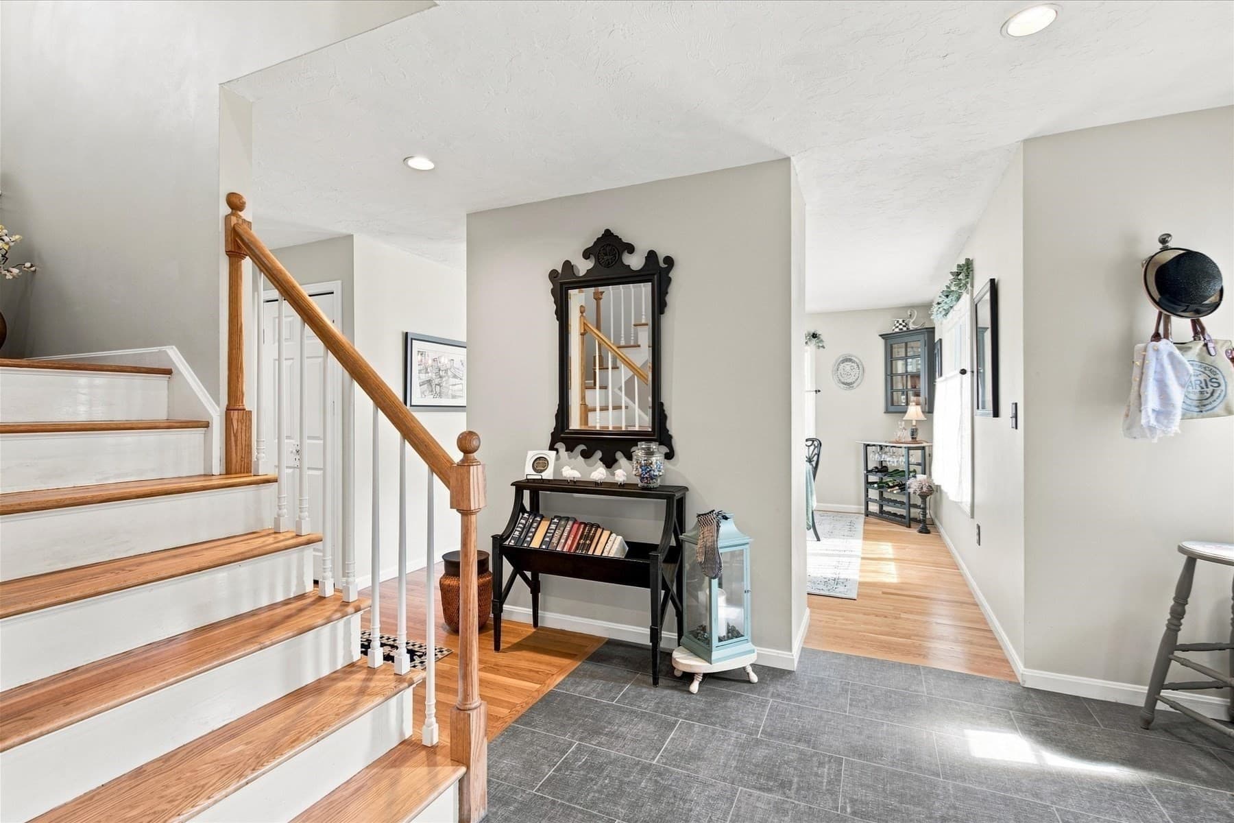 Condominium at 6 Aspen Rd # 6, Bourne MA 02532, Bourne, photo 5 of 32
