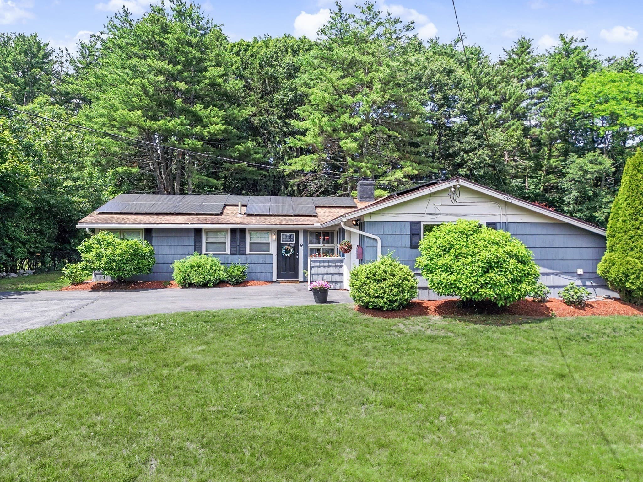 Single Family Residence at 9 Joseph Rd, Framingham MA 01701, Framingham, photo 3 of 28