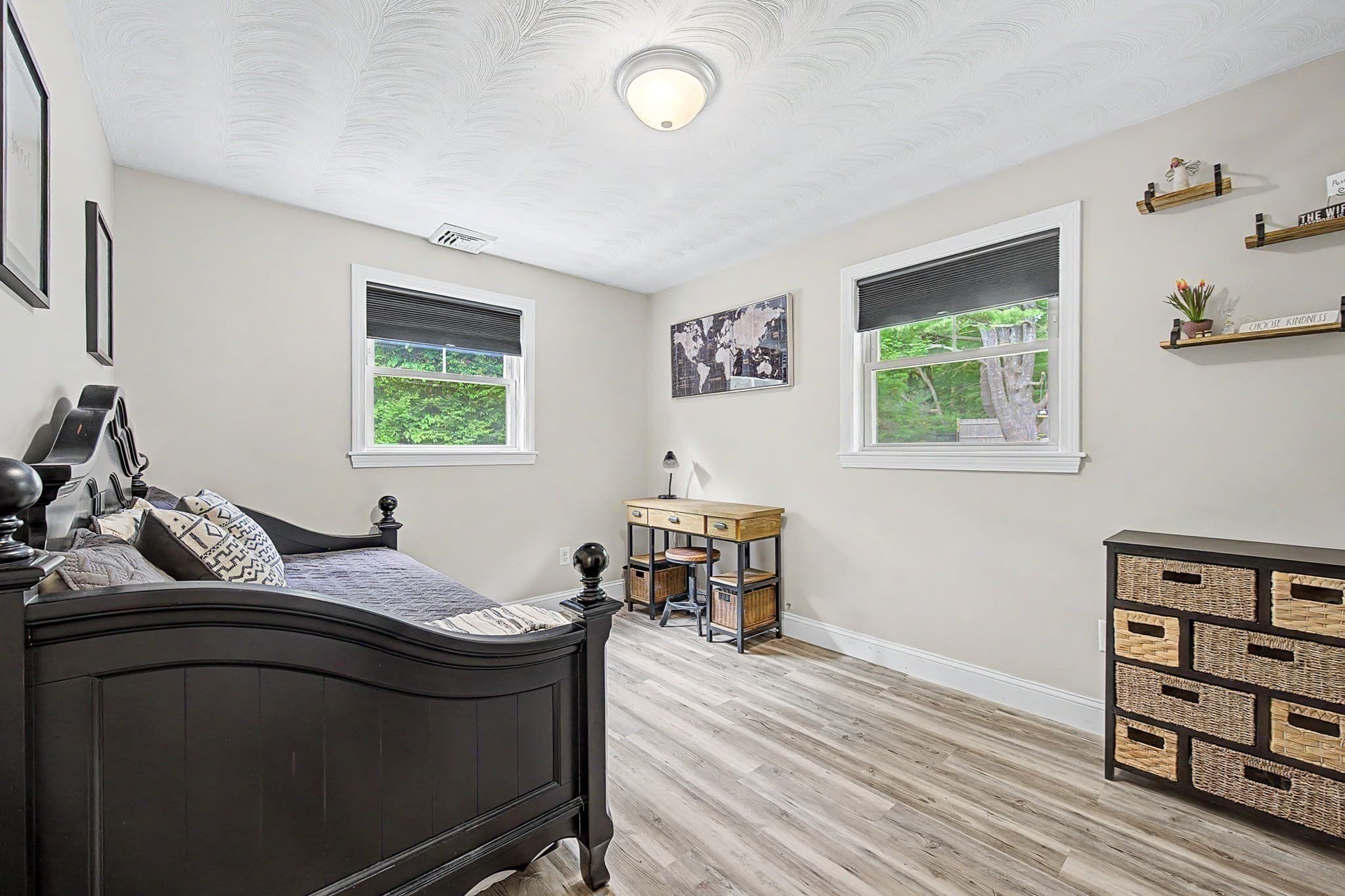 Single Family Residence at 9 Joseph Rd, Framingham MA 01701, Framingham, photo 24 of 28