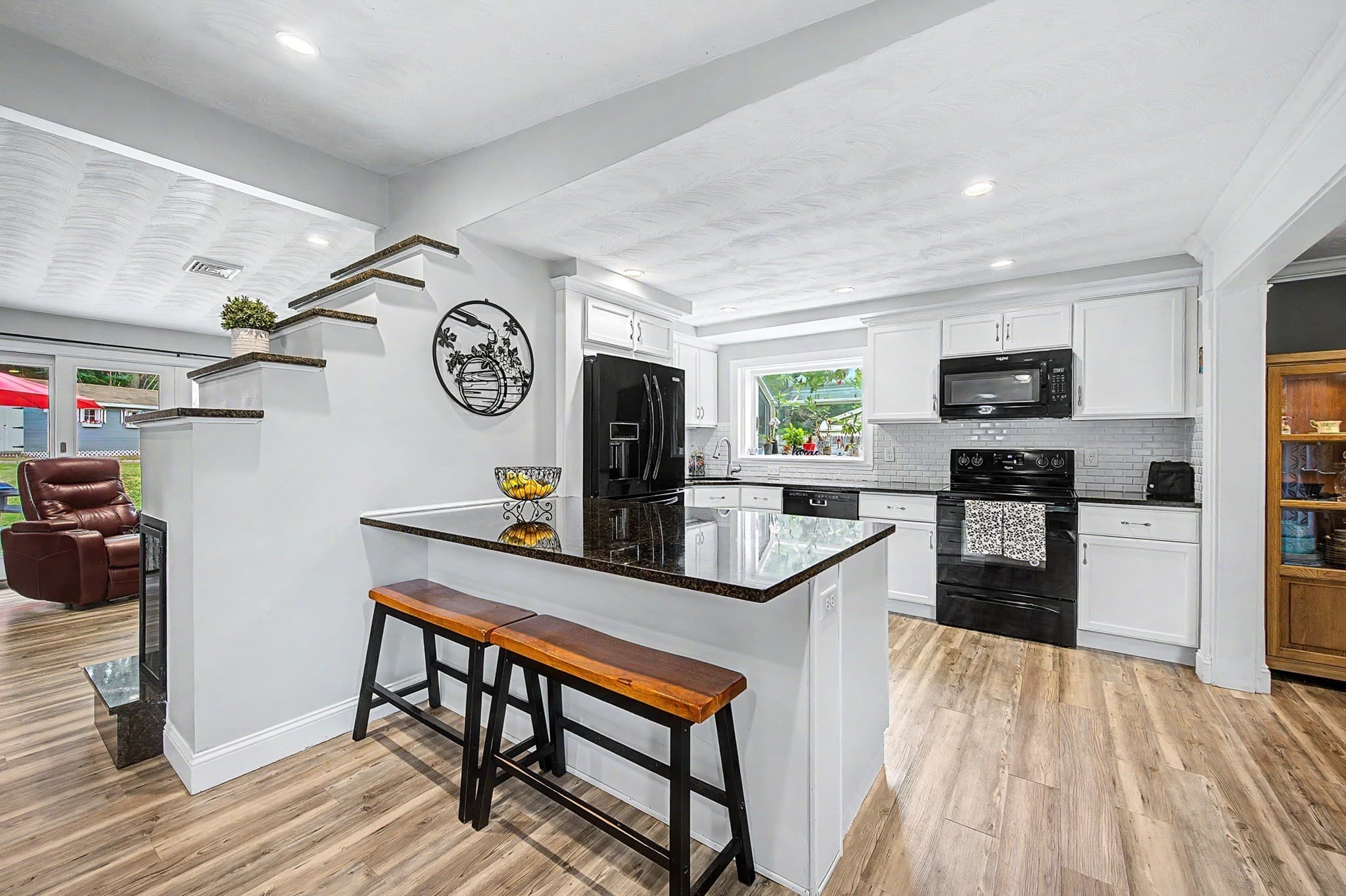 Single Family Residence at 9 Joseph Rd, Framingham MA 01701, Framingham, photo 11 of 28