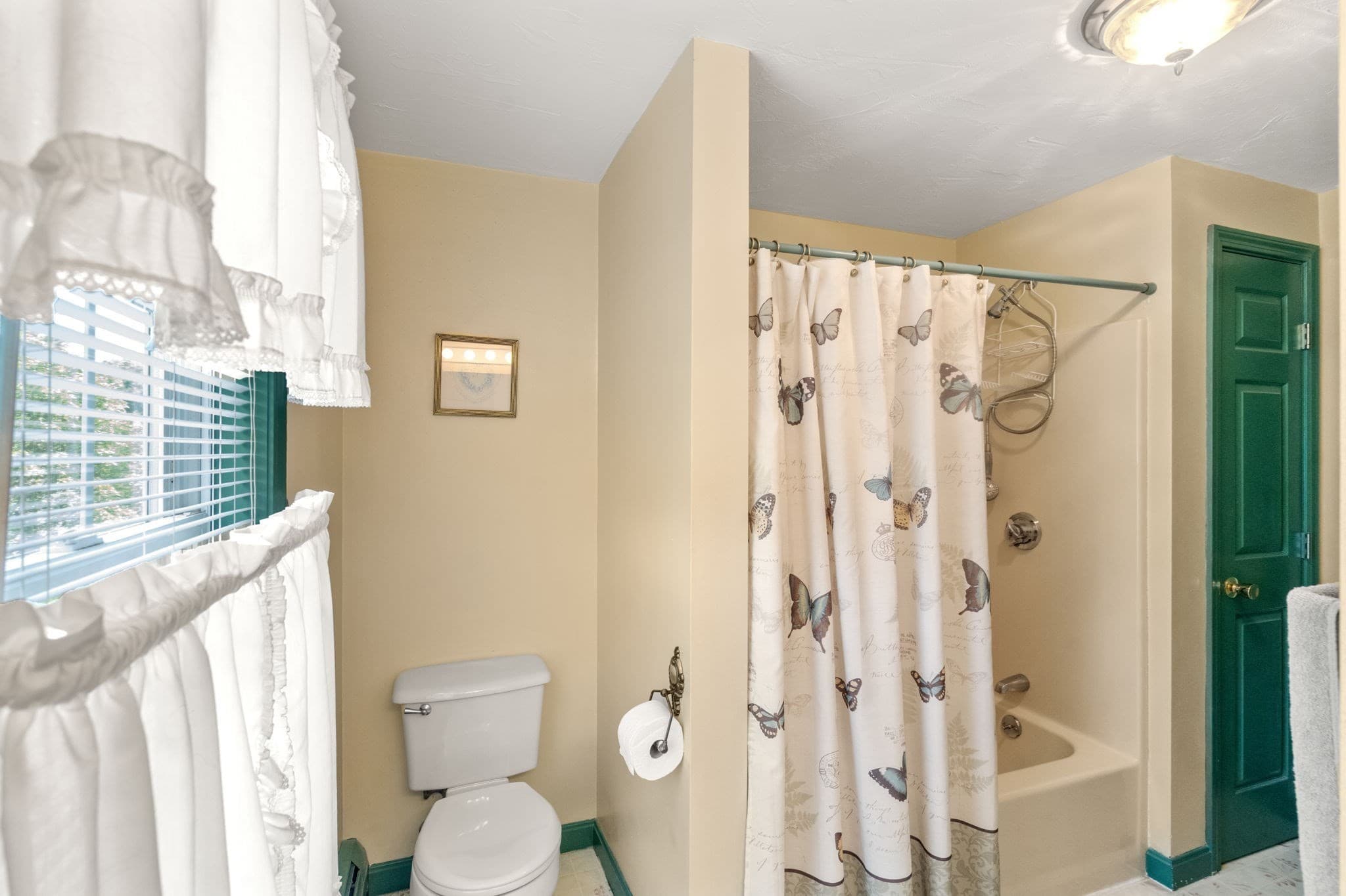 Single Family Residence at 256 Stoneybrook Rd, Fitchburg MA 01420, Fitchburg, photo 26 of 37
