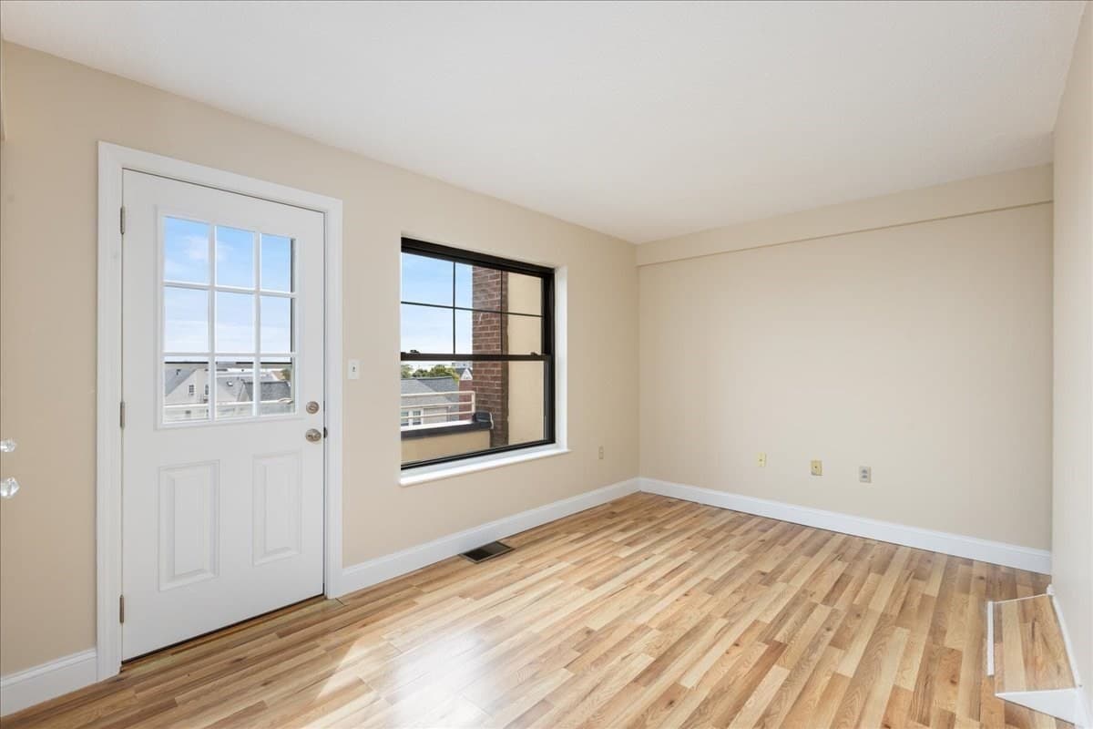 Condominium at 15 Ocean Ave # 203, Winthrop MA 02152, Winthrop, photo 12 of 32