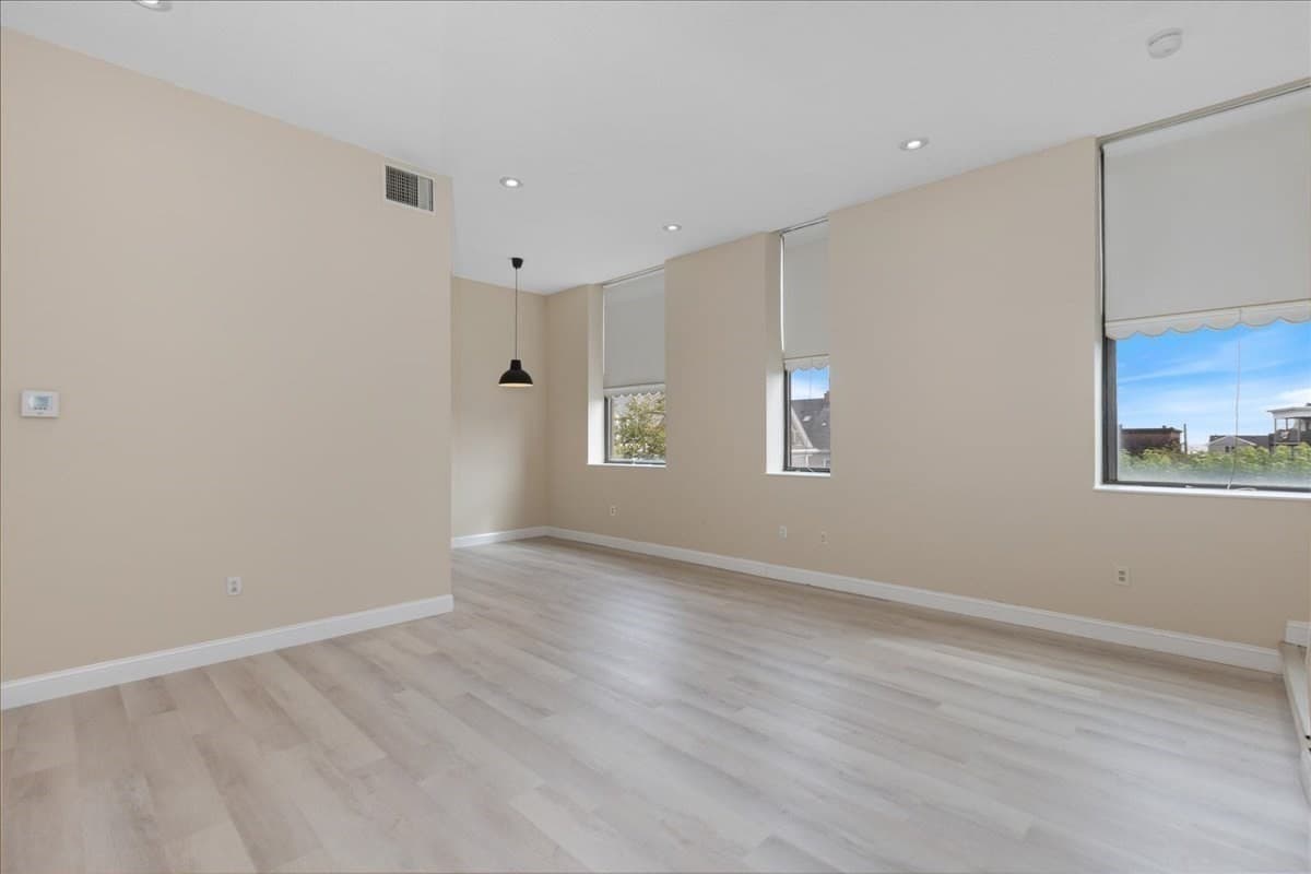 Condominium at 15 Ocean Ave # 203, Winthrop MA 02152, Winthrop, photo 8 of 32