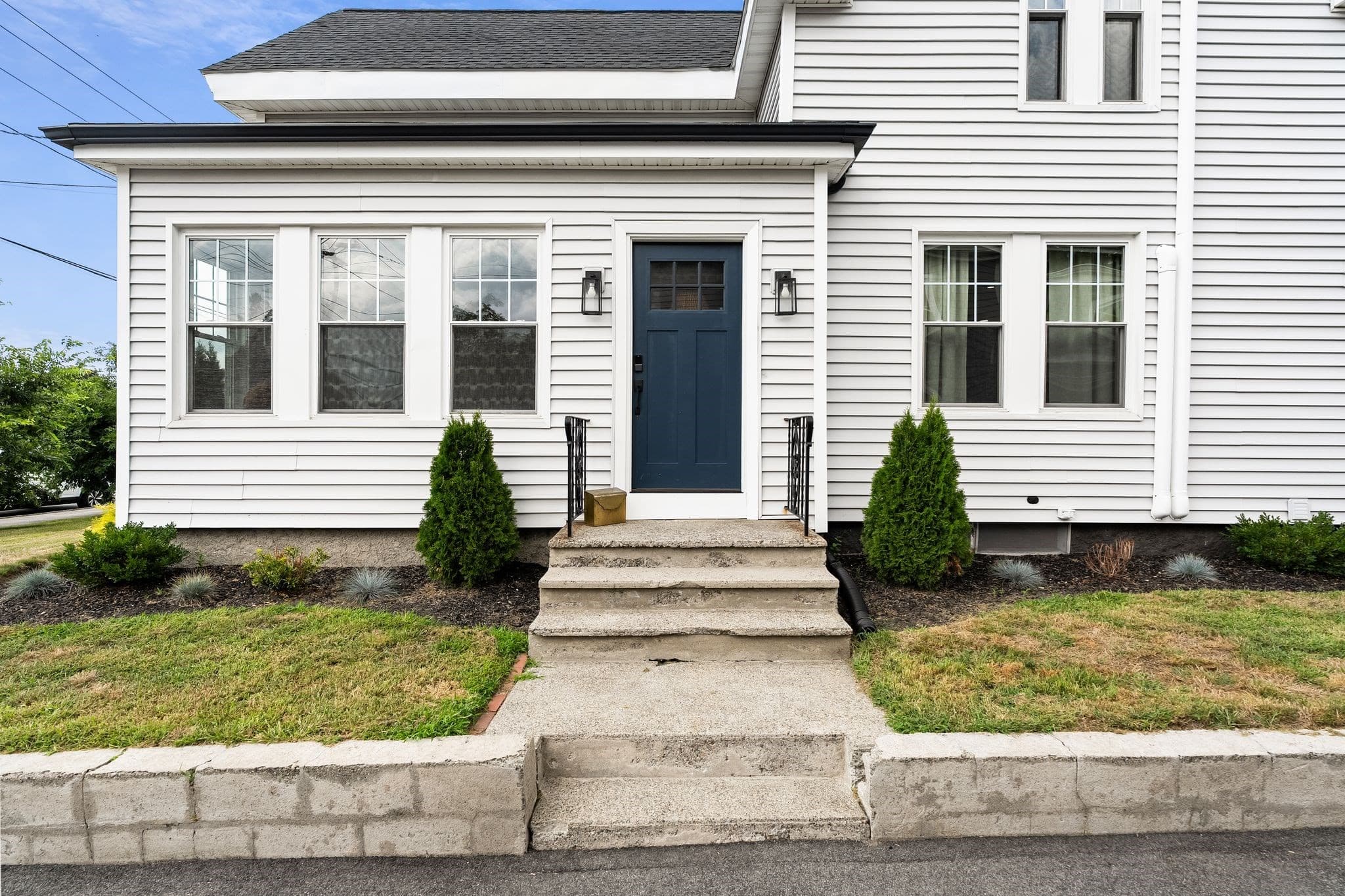 Single Family Residence at 75 Sea Street, Weymouth MA 02191, Weymouth, photo 2 of 36
