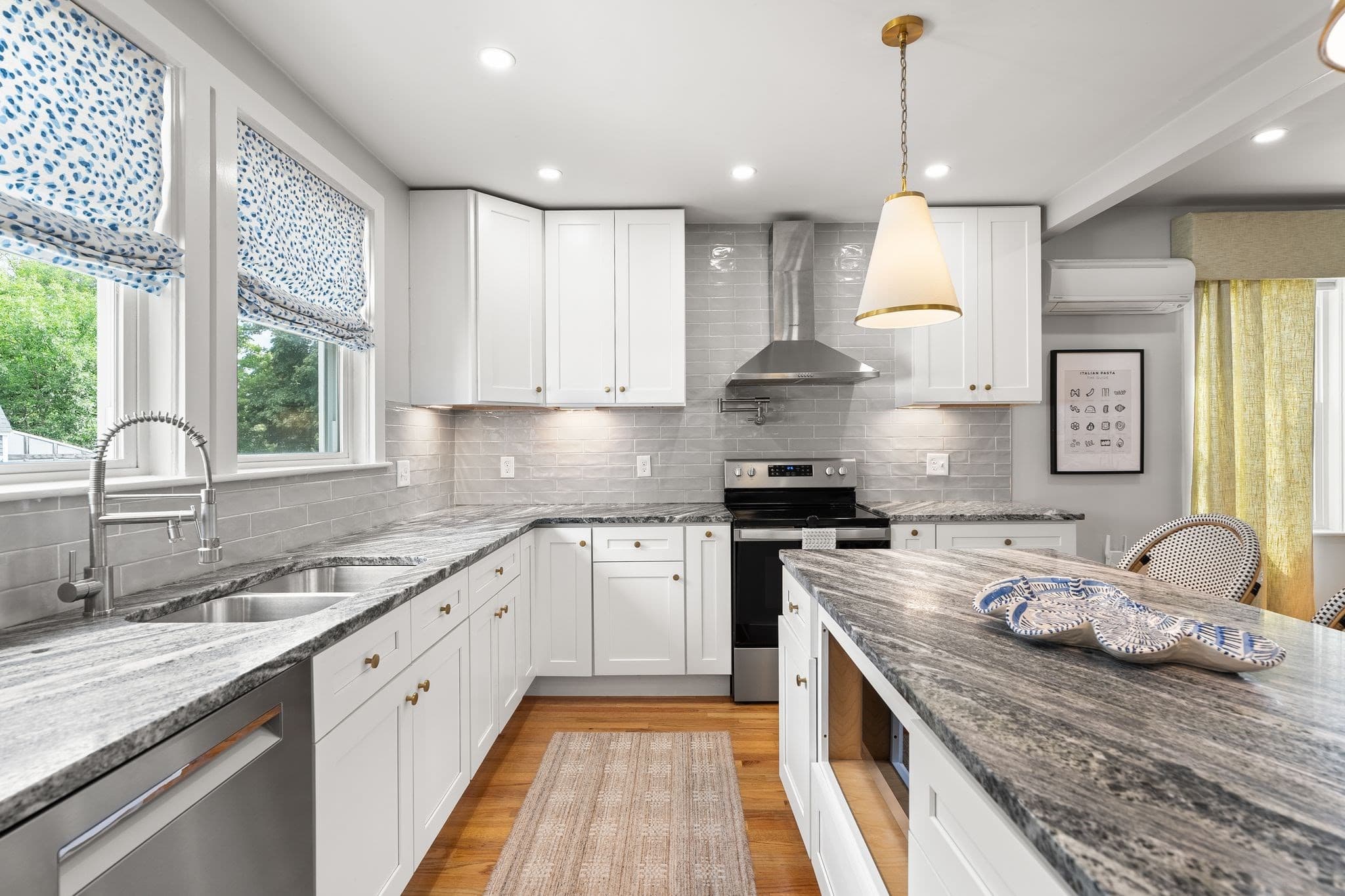 Single Family Residence at 75 Sea Street, Weymouth MA 02191, Weymouth, photo 10 of 36