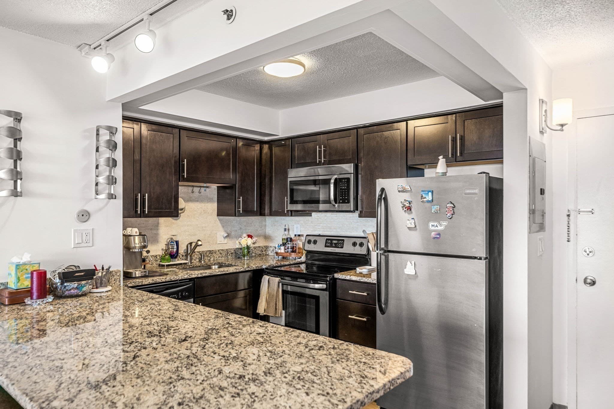Condominium at 1025 Hancock St # 13B, Quincy MA 02169, Quincy, photo 17 of 35