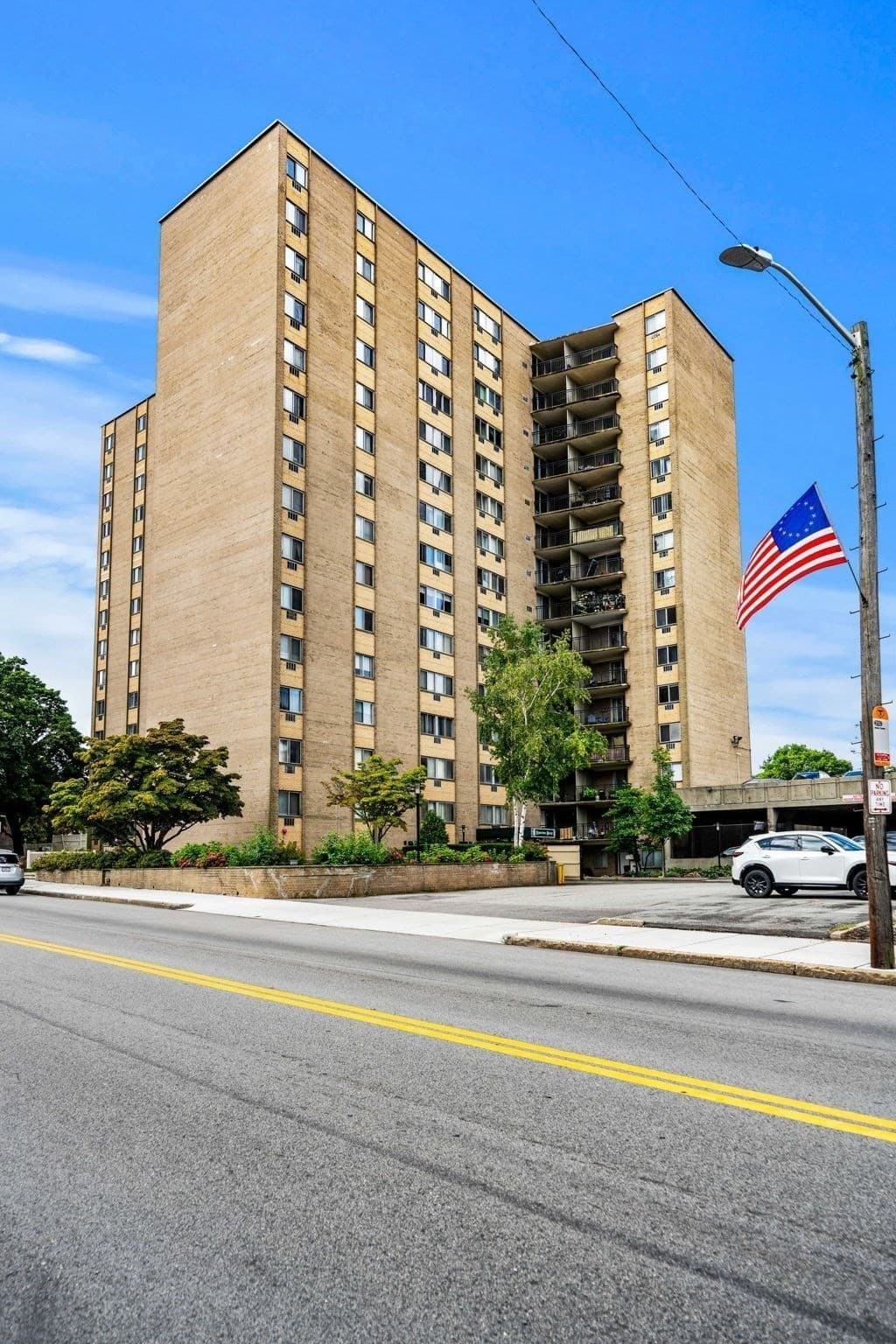 Condominium at 1025 Hancock St # 13B, Quincy MA 02169, Quincy, photo 4 of 35