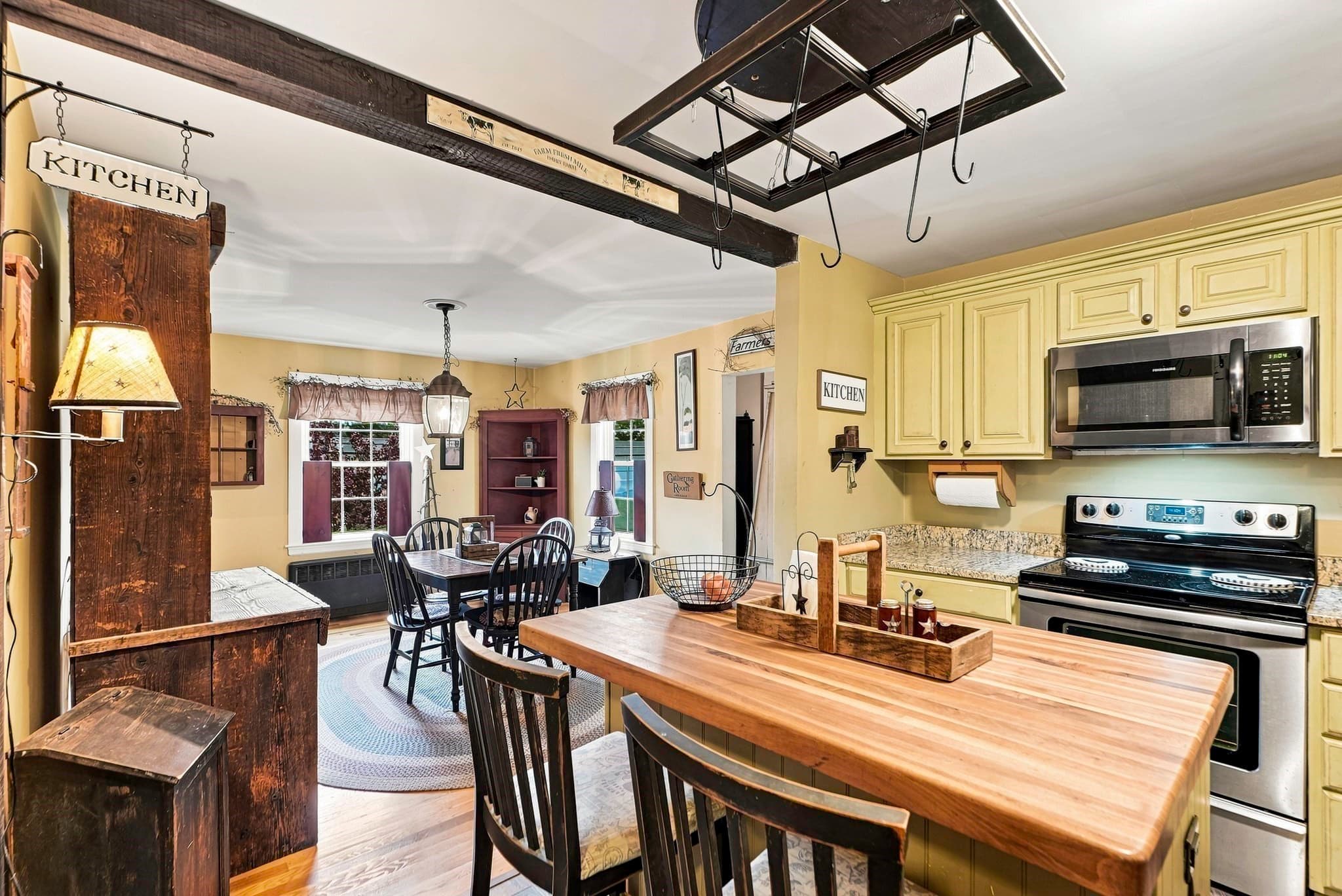Single Family Residence at 138 Purchase St, Milford MA 01757, Milford, photo 9 of 40